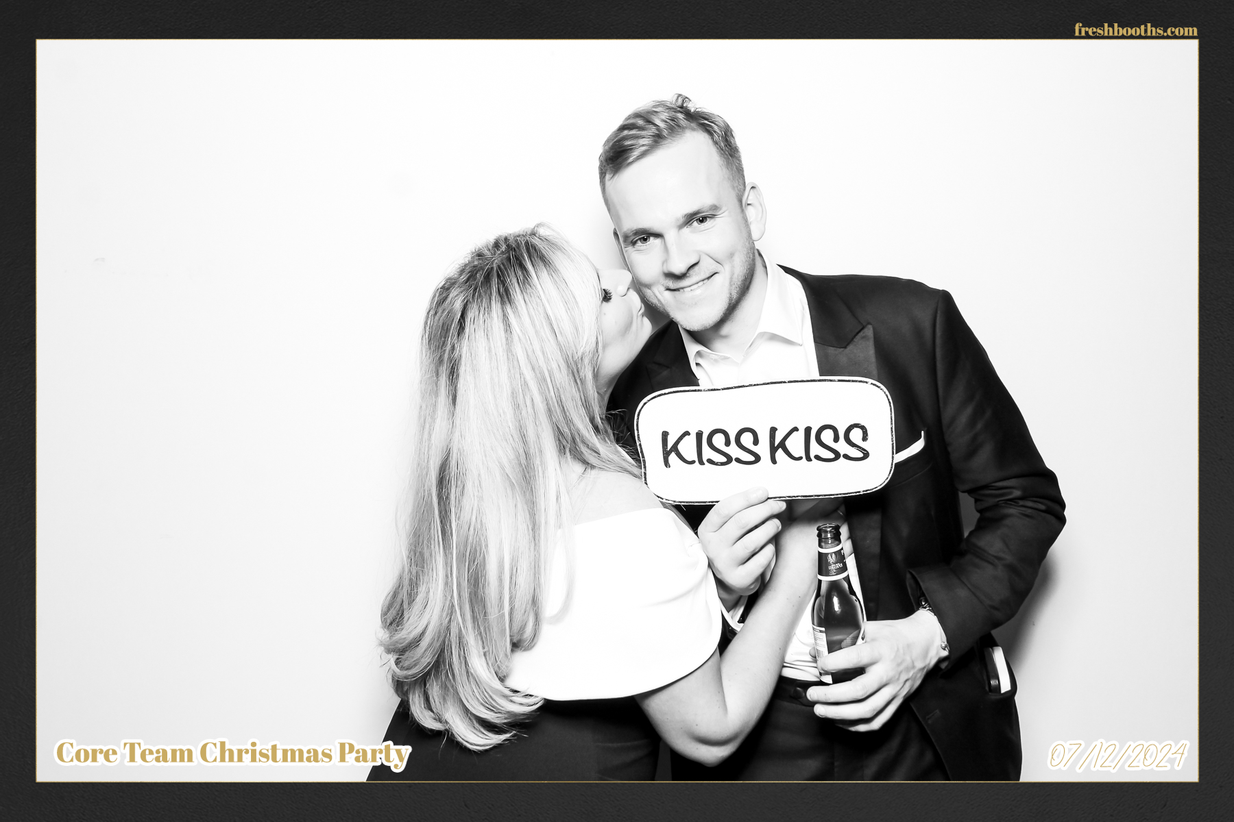 Overbury Xmas Party 2024 | View more photos from the event at gallery.freshbooths.com/u/FreshBooths/Overbury-Xmas-Party-2024