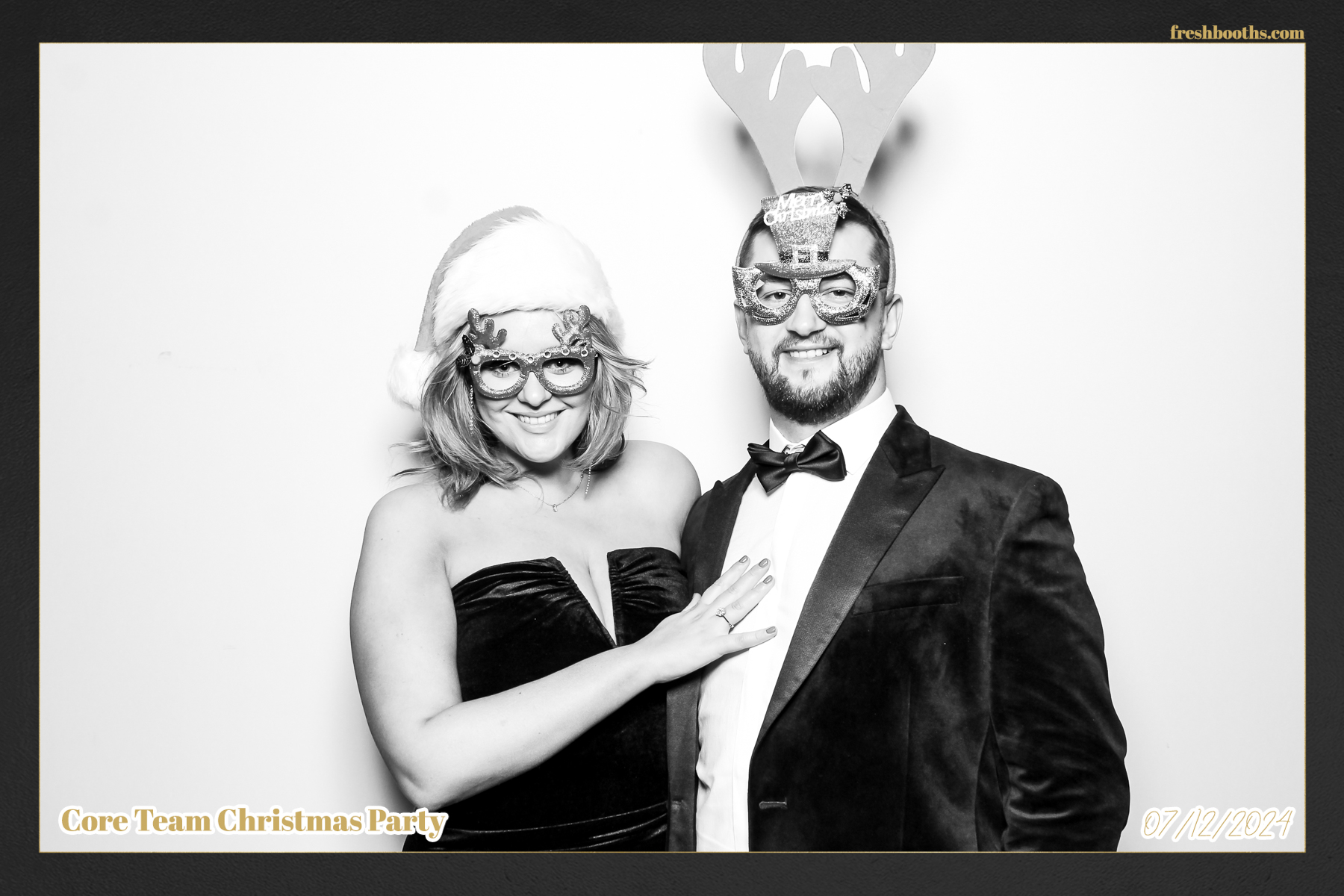 Overbury Xmas Party 2024 | View more photos from the event at gallery.freshbooths.com/u/FreshBooths/Overbury-Xmas-Party-2024
