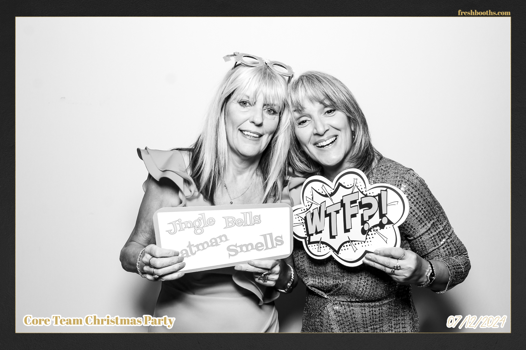 Overbury Xmas Party 2024 | View more photos from the event at gallery.freshbooths.com/u/FreshBooths/Overbury-Xmas-Party-2024