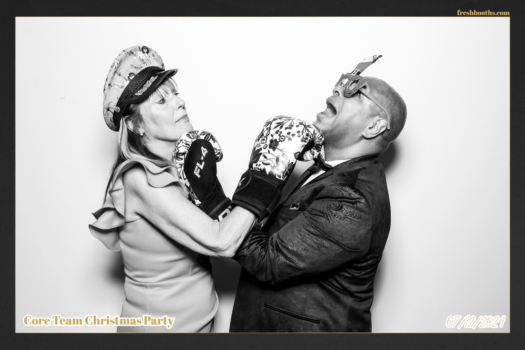 Overbury Xmas Party 2024 | View more photos from the event at gallery.freshbooths.com/u/FreshBooths/Overbury-Xmas-Party-2024