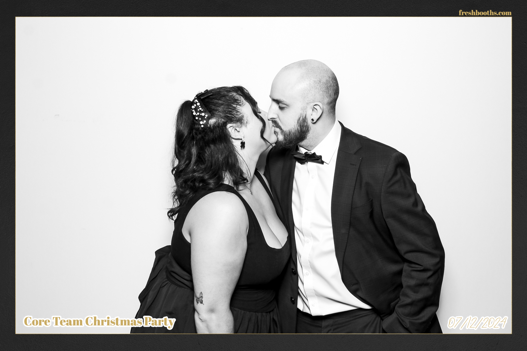 Overbury Xmas Party 2024 | View more photos from the event at gallery.freshbooths.com/u/FreshBooths/Overbury-Xmas-Party-2024
