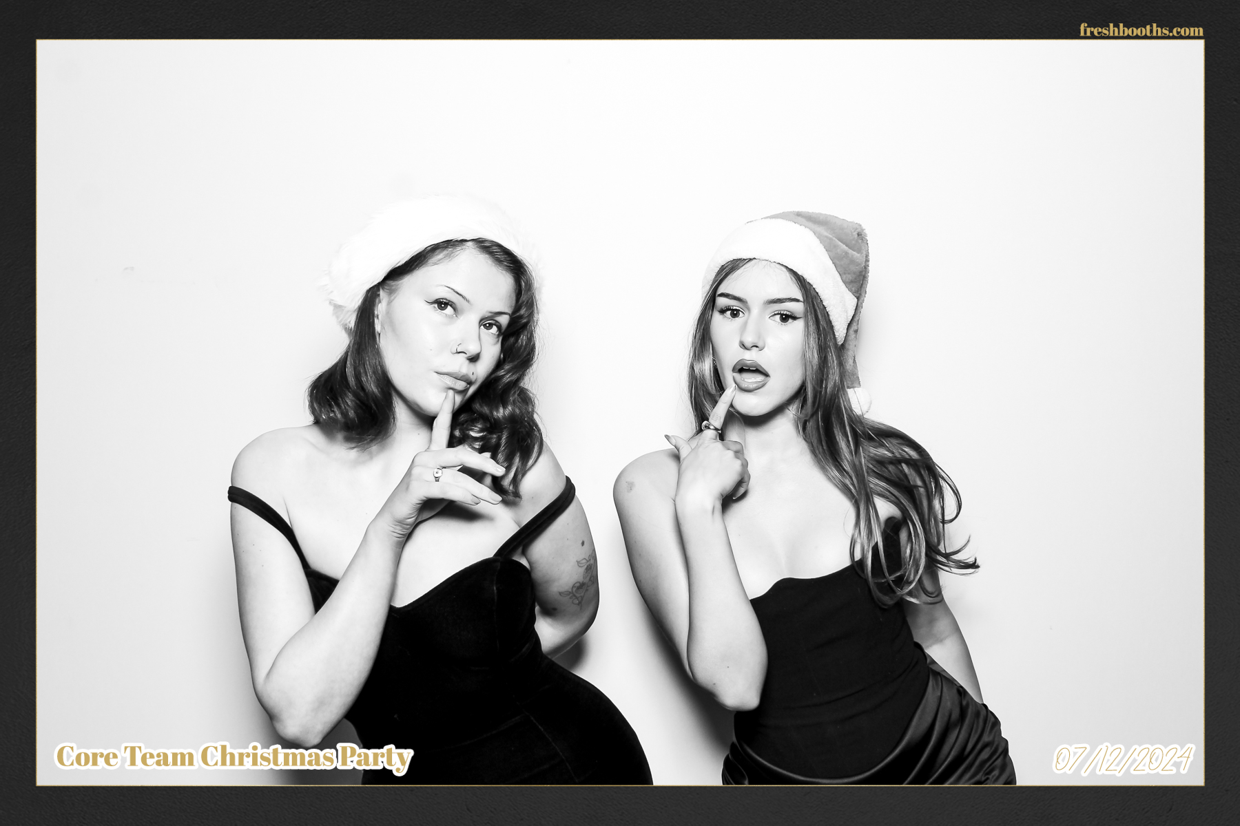 Overbury Xmas Party 2024 | View more photos from the event at gallery.freshbooths.com/u/FreshBooths/Overbury-Xmas-Party-2024
