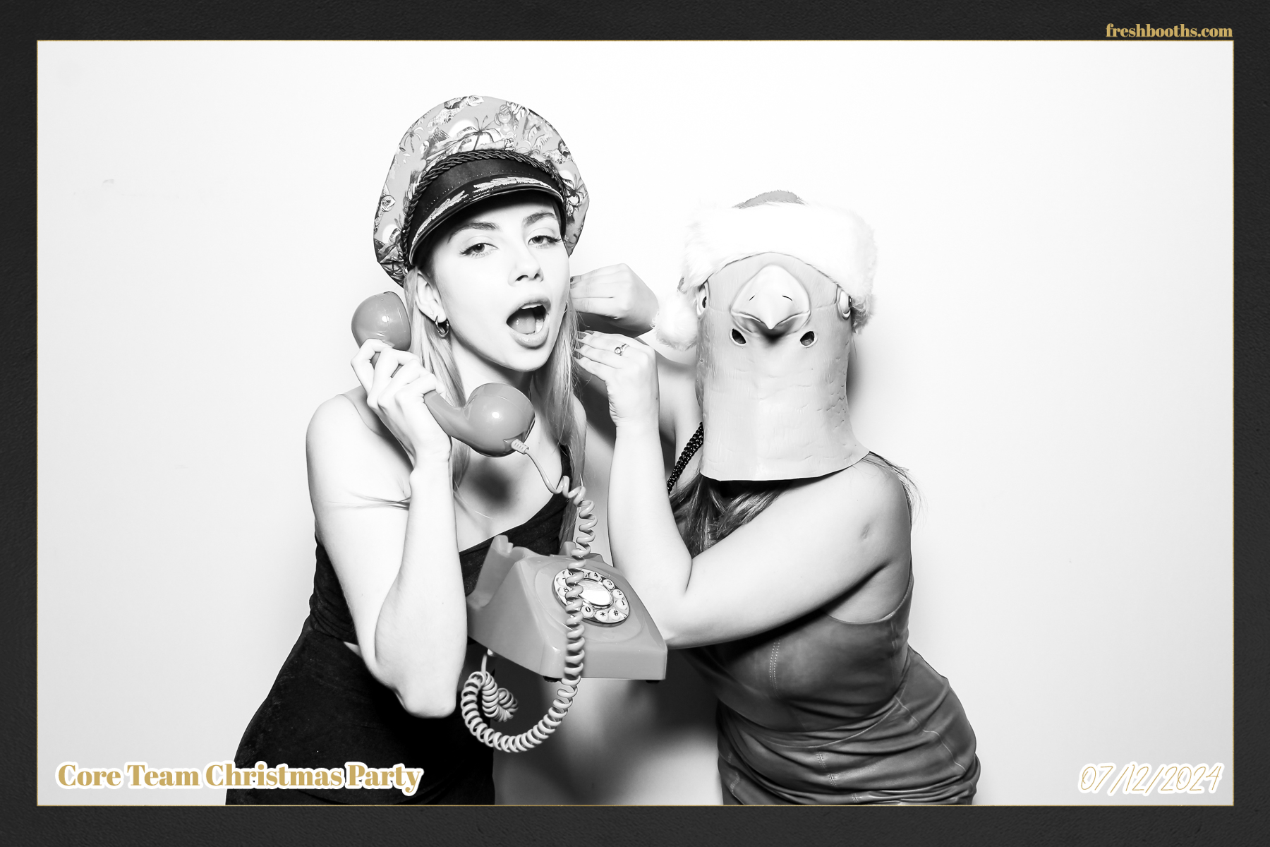 Overbury Xmas Party 2024 | View more photos from the event at gallery.freshbooths.com/u/FreshBooths/Overbury-Xmas-Party-2024