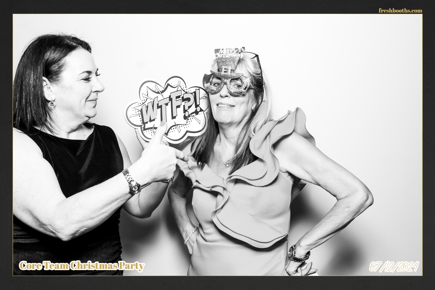 Overbury Xmas Party 2024 | View more photos from the event at gallery.freshbooths.com/u/FreshBooths/Overbury-Xmas-Party-2024