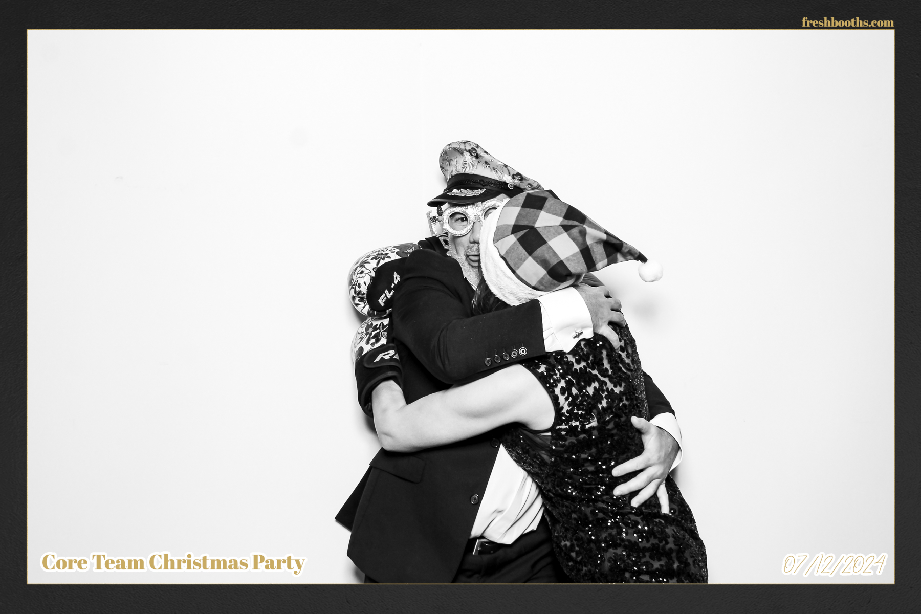 Overbury Xmas Party 2024 | View more photos from the event at gallery.freshbooths.com/u/FreshBooths/Overbury-Xmas-Party-2024
