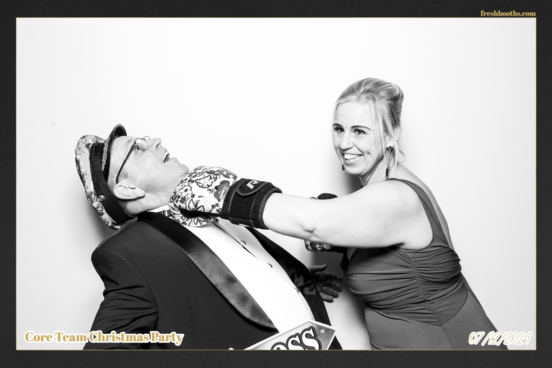 Overbury Xmas Party 2024 | View more photos from the event at gallery.freshbooths.com/u/FreshBooths/Overbury-Xmas-Party-2024
