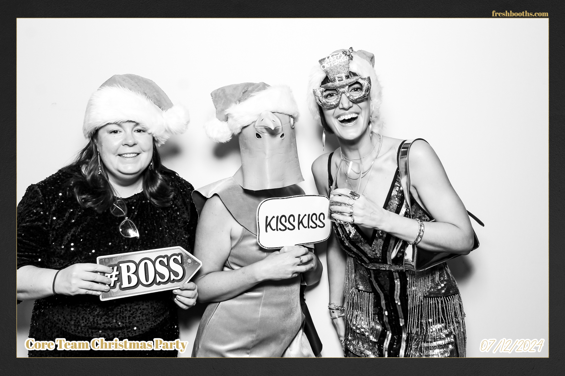 Overbury Xmas Party 2024 | View more photos from the event at gallery.freshbooths.com/u/FreshBooths/Overbury-Xmas-Party-2024