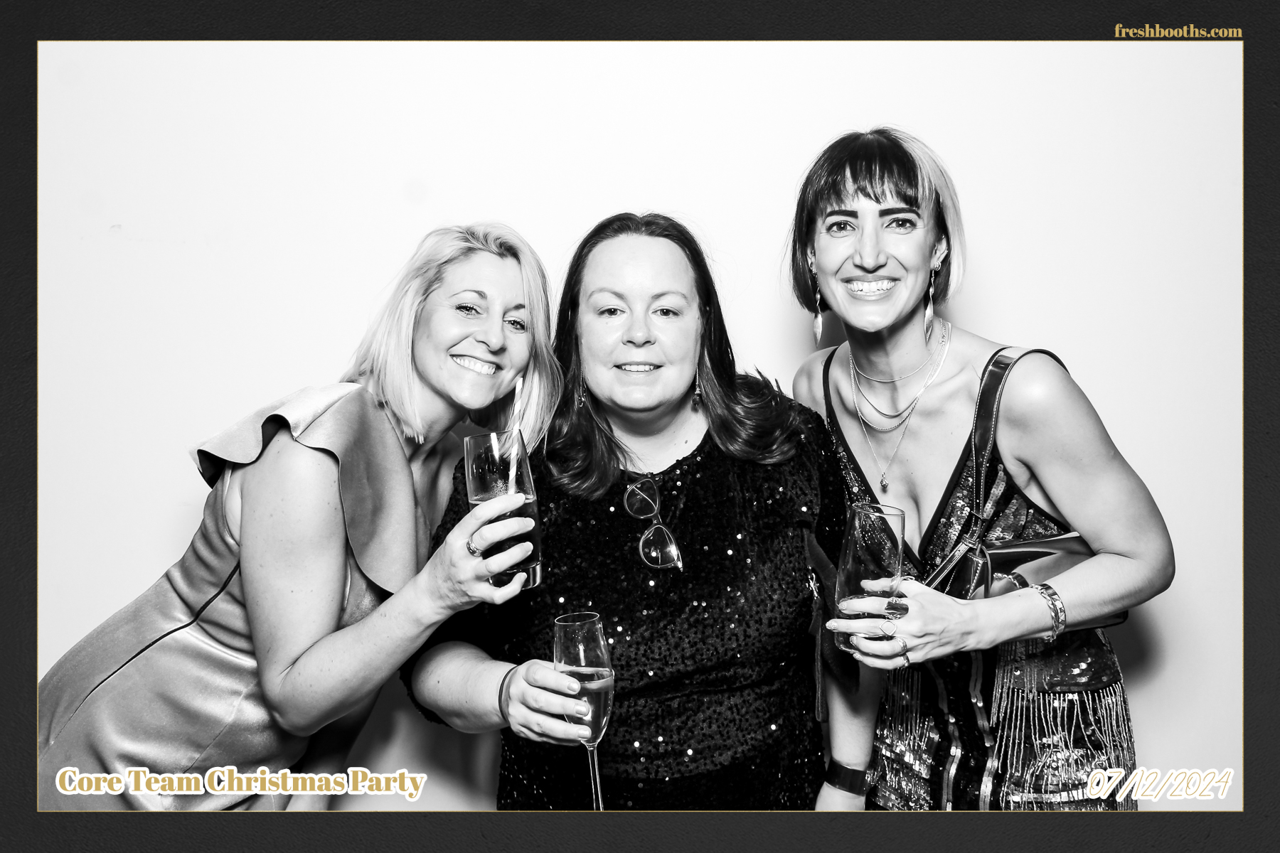 Overbury Xmas Party 2024 | View more photos from the event at gallery.freshbooths.com/u/FreshBooths/Overbury-Xmas-Party-2024