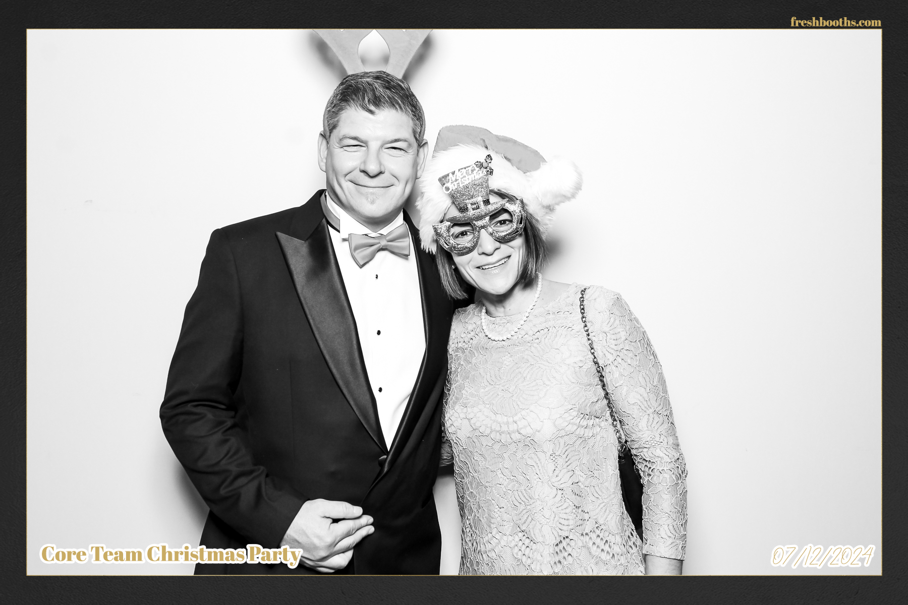 Overbury Xmas Party 2024 | View more photos from the event at gallery.freshbooths.com/u/FreshBooths/Overbury-Xmas-Party-2024