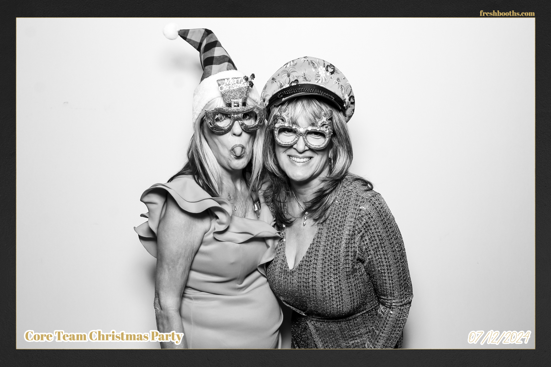 Overbury Xmas Party 2024 | View more photos from the event at gallery.freshbooths.com/u/FreshBooths/Overbury-Xmas-Party-2024
