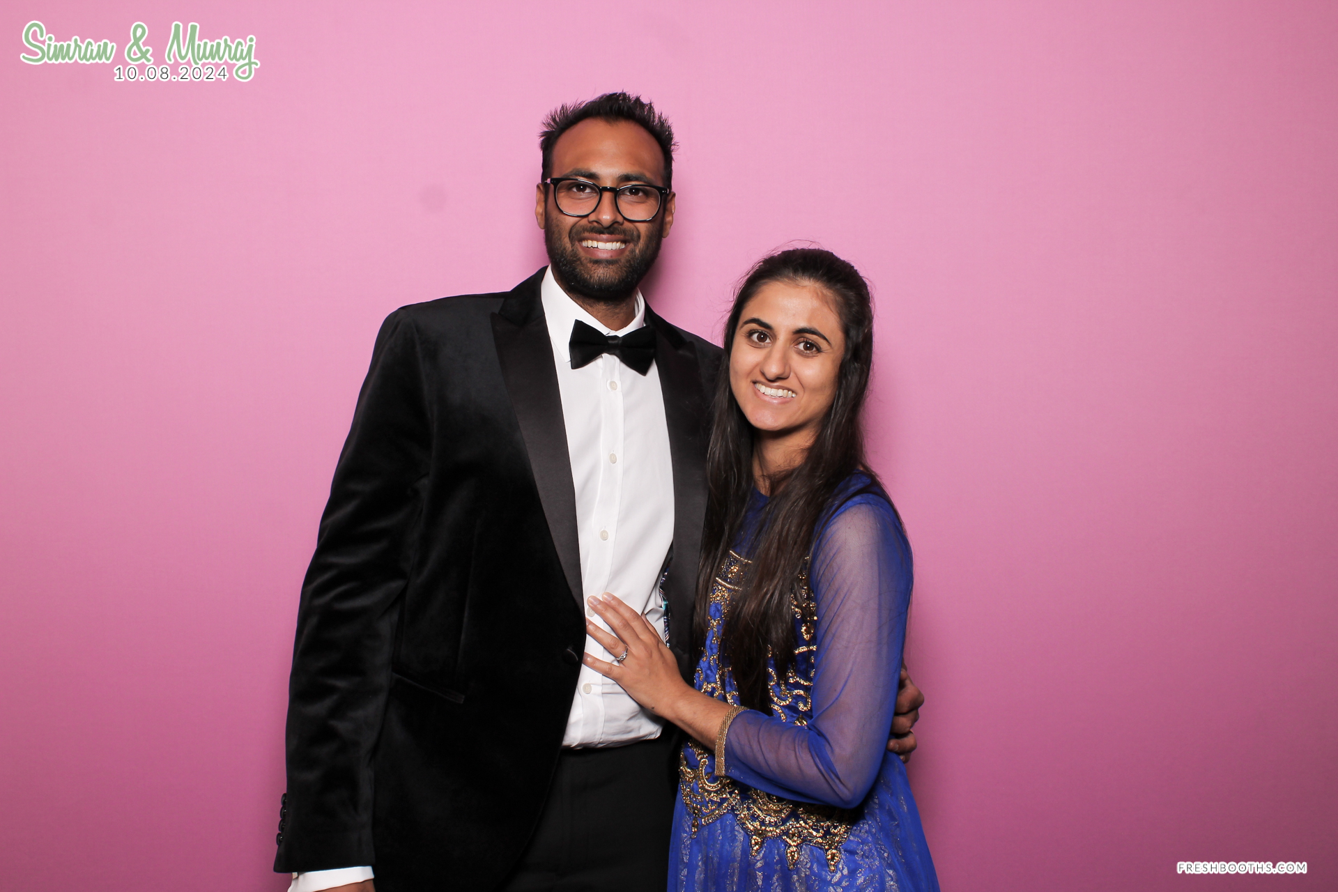 Simran and Munraj x Classic Open Booth | View more photos from the event at gallery.freshbooths.com/u/FreshBooths/Simran-and-Munraj-x-Classic-Open-Booth