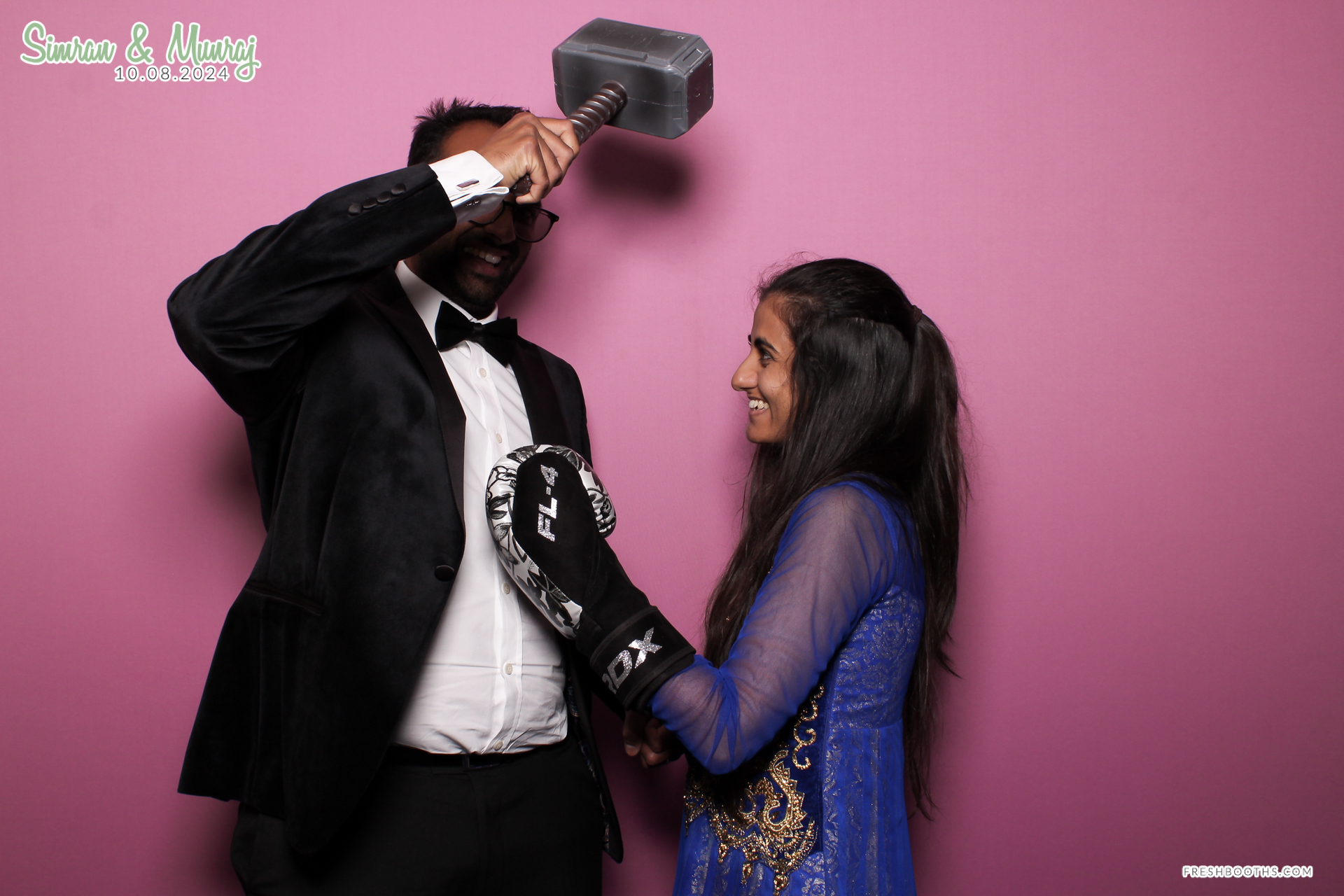 Simran and Munraj x Classic Open Booth | View more photos from the event at gallery.freshbooths.com/u/FreshBooths/Simran-and-Munraj-x-Classic-Open-Booth
