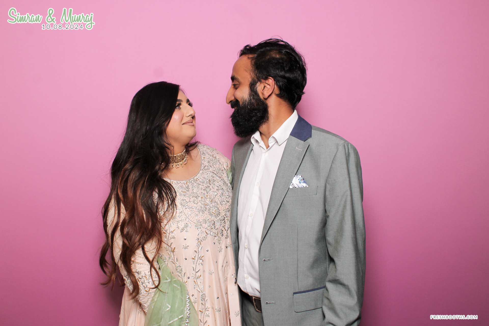 Simran and Munraj x Classic Open Booth | View more photos from the event at gallery.freshbooths.com/u/FreshBooths/Simran-and-Munraj-x-Classic-Open-Booth