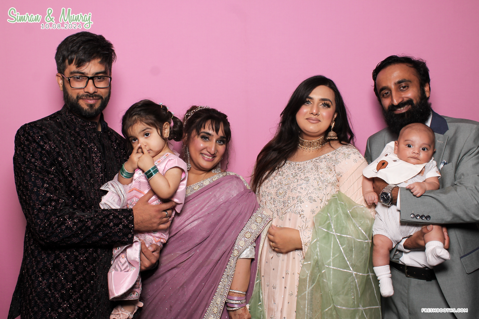 Simran and Munraj x Classic Open Booth | View more photos from the event at gallery.freshbooths.com/u/FreshBooths/Simran-and-Munraj-x-Classic-Open-Booth