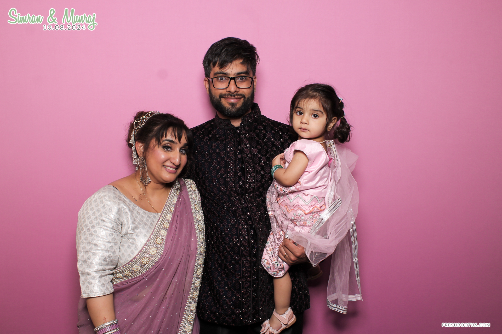 Simran and Munraj x Classic Open Booth | View more photos from the event at gallery.freshbooths.com/u/FreshBooths/Simran-and-Munraj-x-Classic-Open-Booth