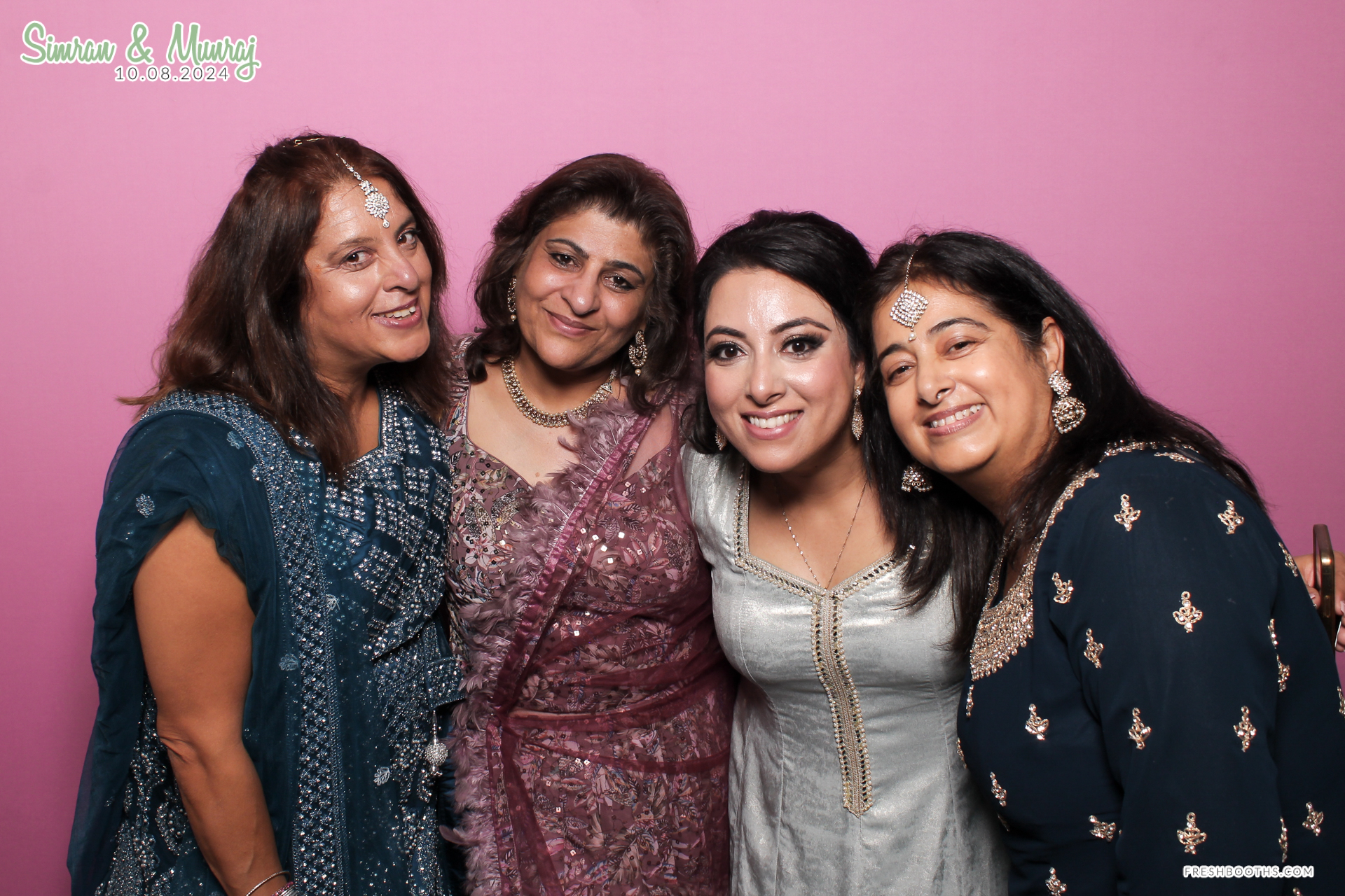 Simran and Munraj x Classic Open Booth | View more photos from the event at gallery.freshbooths.com/u/FreshBooths/Simran-and-Munraj-x-Classic-Open-Booth