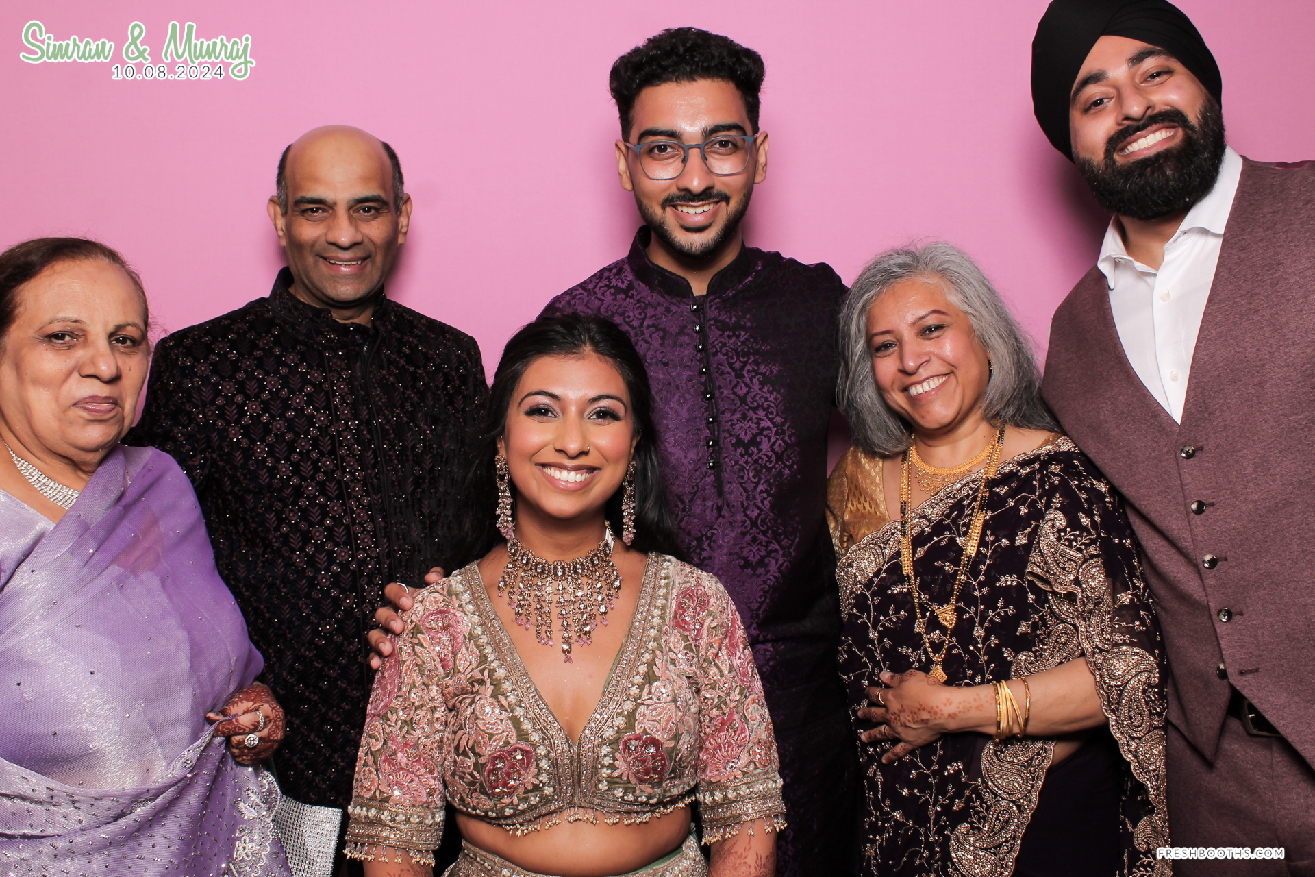 Simran and Munraj x Classic Open Booth | View more photos from the event at gallery.freshbooths.com/u/FreshBooths/Simran-and-Munraj-x-Classic-Open-Booth