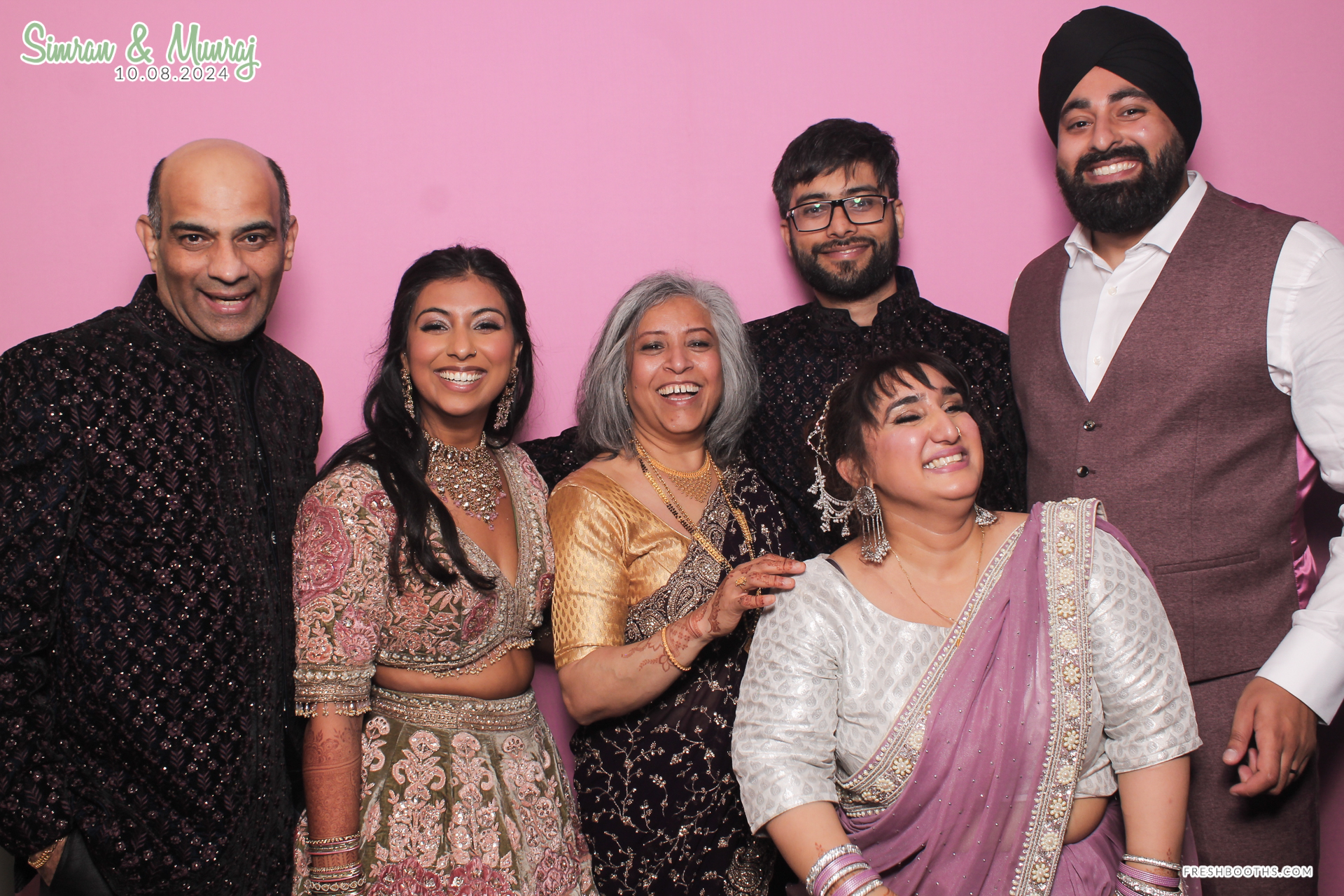 Simran and Munraj x Classic Open Booth | View more photos from the event at gallery.freshbooths.com/u/FreshBooths/Simran-and-Munraj-x-Classic-Open-Booth