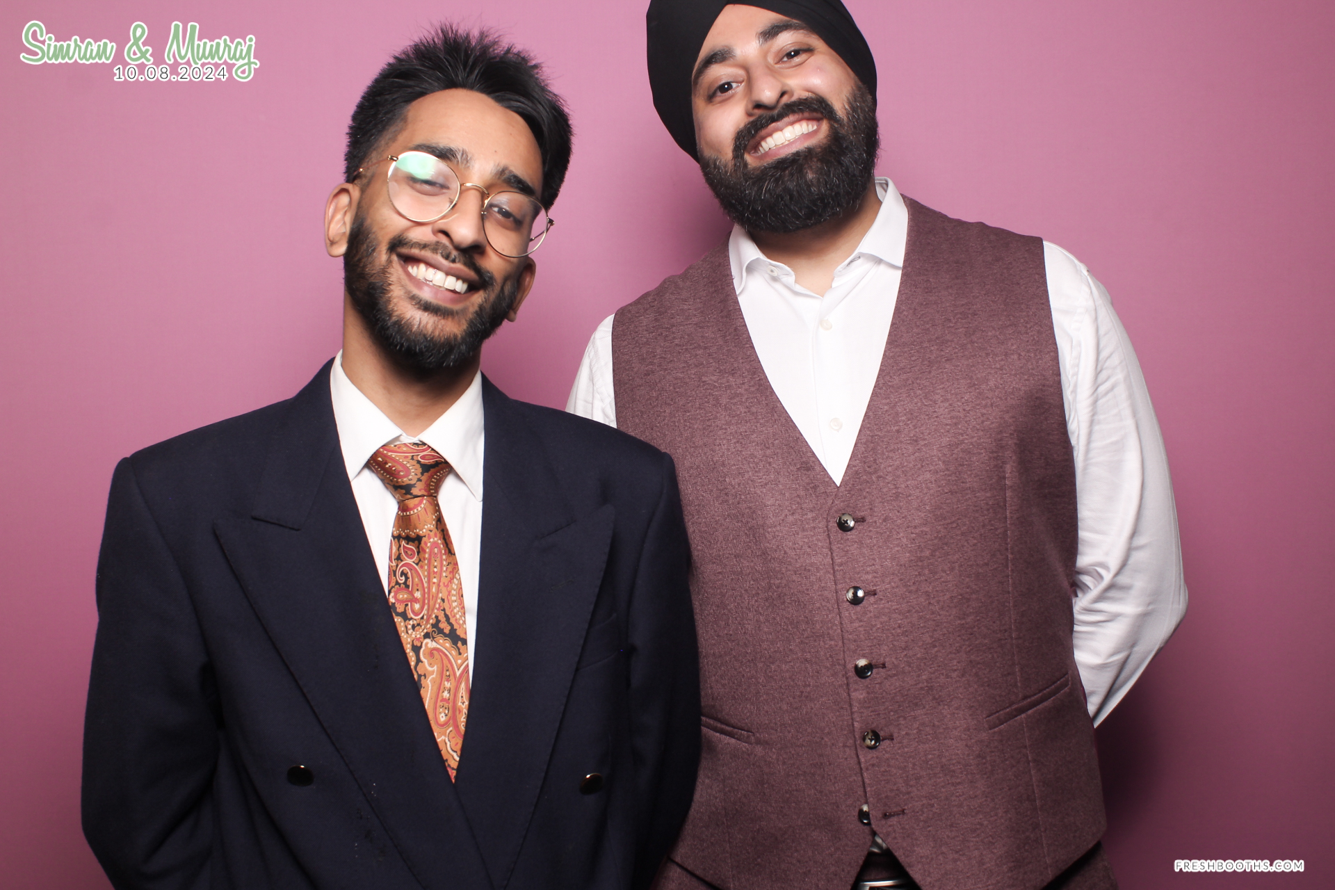 Simran and Munraj x Classic Open Booth | View more photos from the event at gallery.freshbooths.com/u/FreshBooths/Simran-and-Munraj-x-Classic-Open-Booth