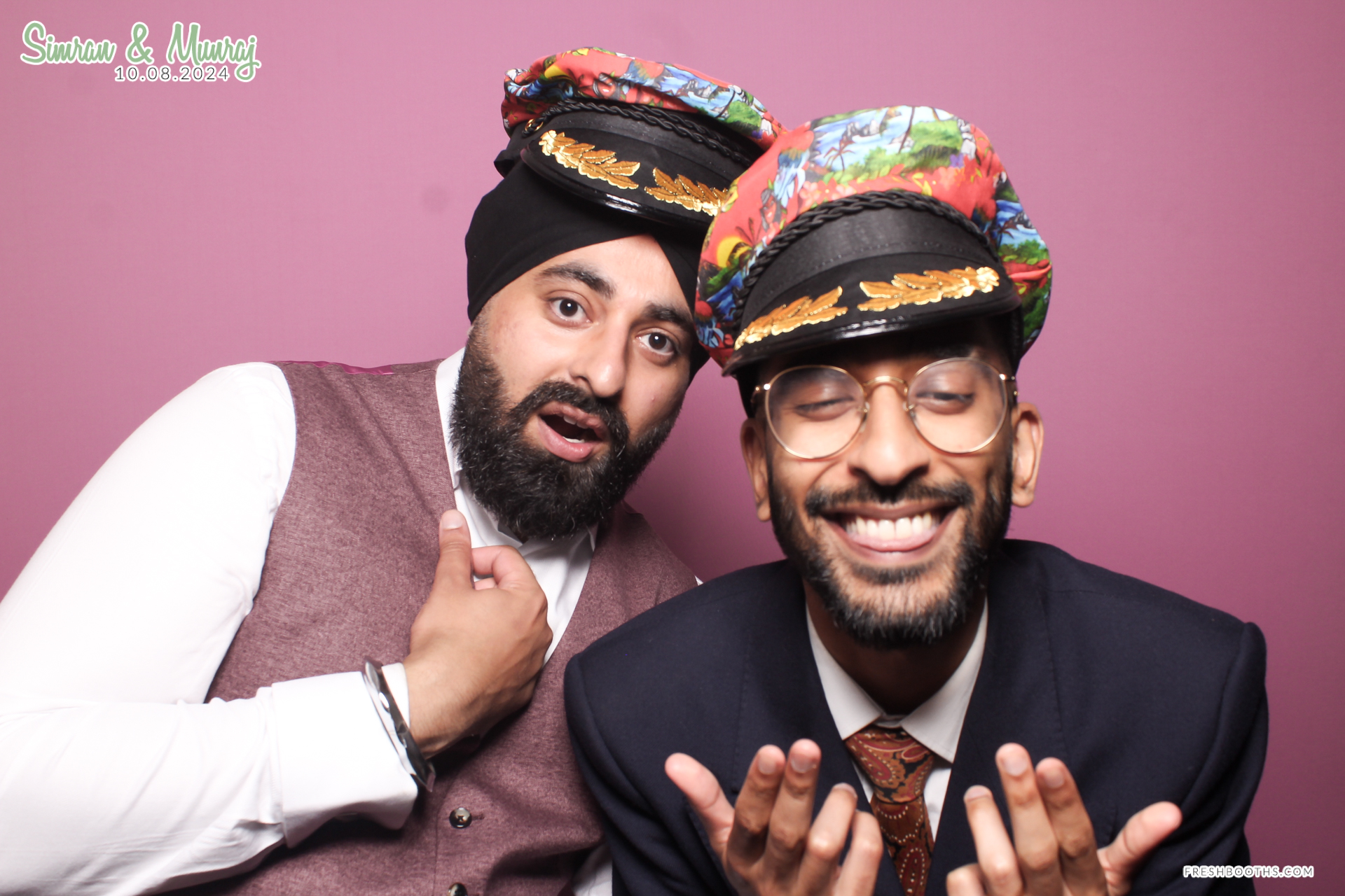 Simran and Munraj x Classic Open Booth | View more photos from the event at gallery.freshbooths.com/u/FreshBooths/Simran-and-Munraj-x-Classic-Open-Booth