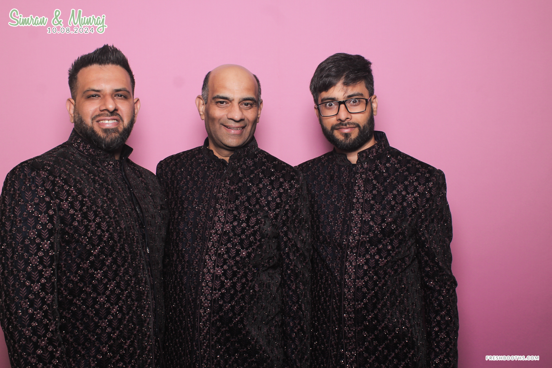 Simran and Munraj x Classic Open Booth | View more photos from the event at gallery.freshbooths.com/u/FreshBooths/Simran-and-Munraj-x-Classic-Open-Booth