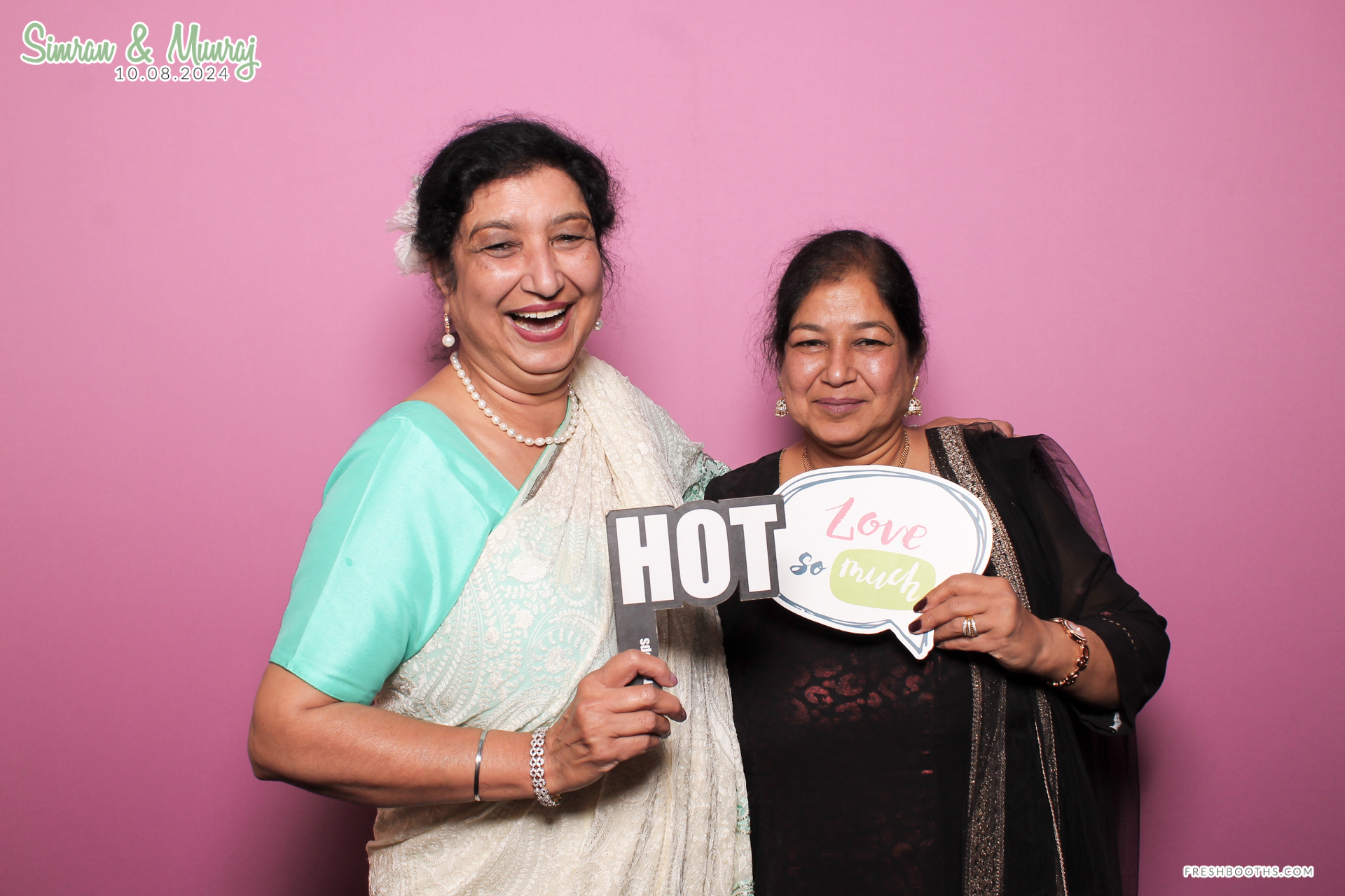 Simran and Munraj x Classic Open Booth | View more photos from the event at gallery.freshbooths.com/u/FreshBooths/Simran-and-Munraj-x-Classic-Open-Booth