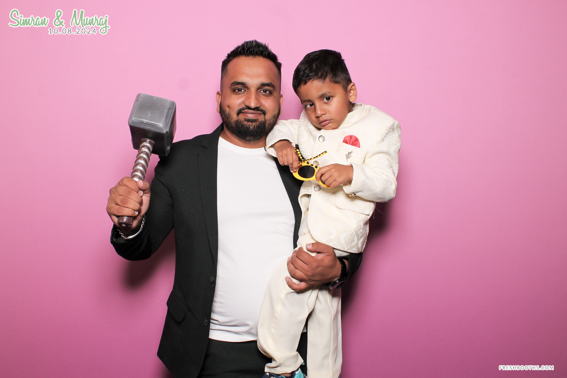 Simran and Munraj x Classic Open Booth | View more photos from the event at gallery.freshbooths.com/u/FreshBooths/Simran-and-Munraj-x-Classic-Open-Booth