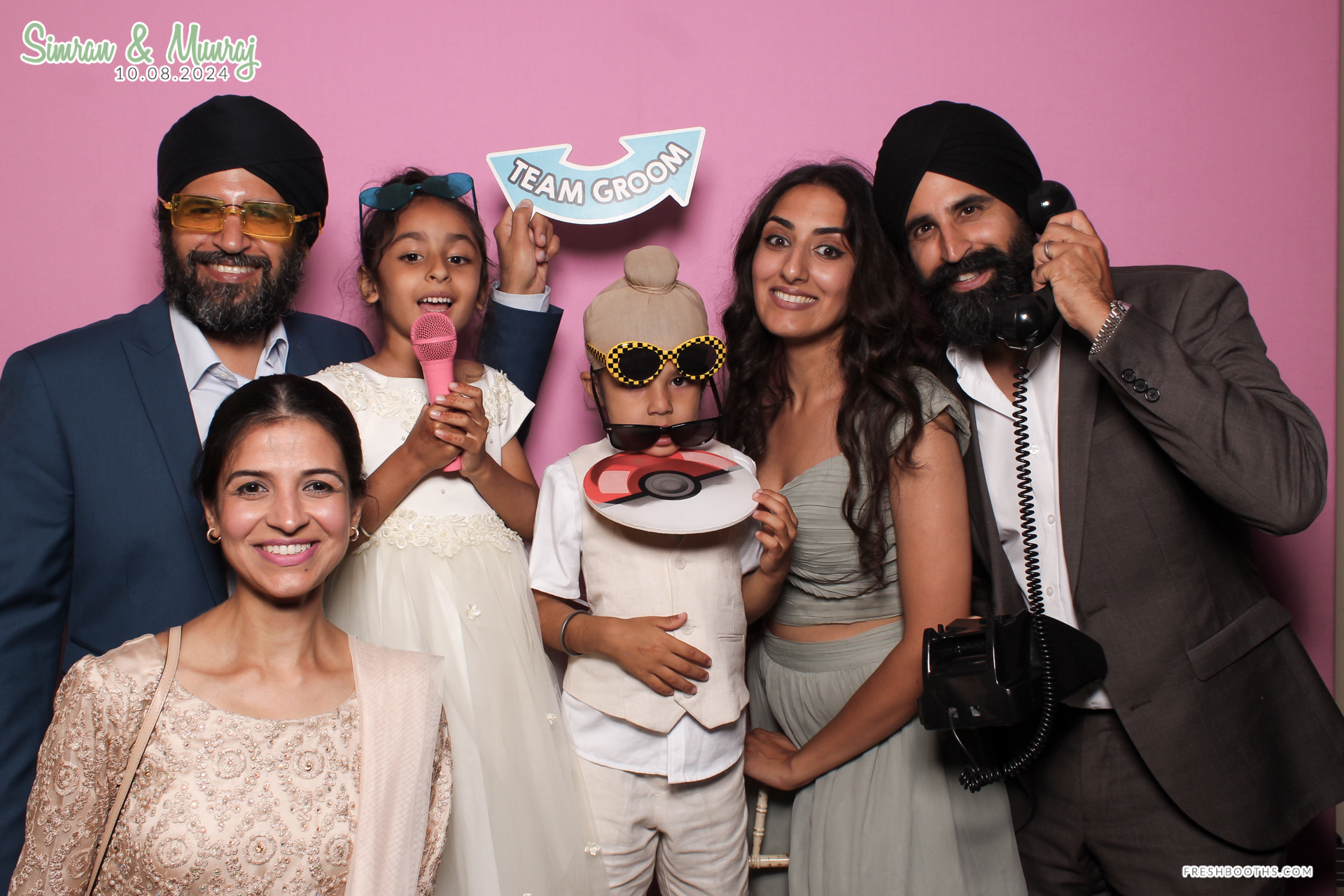Simran and Munraj x Classic Open Booth | View more photos from the event at gallery.freshbooths.com/u/FreshBooths/Simran-and-Munraj-x-Classic-Open-Booth