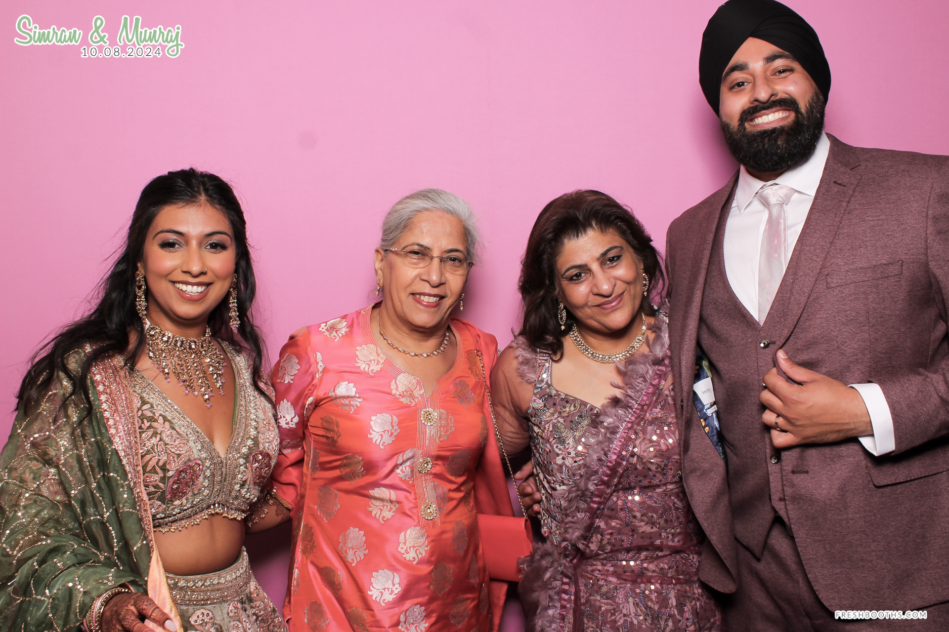 Simran and Munraj x Classic Open Booth | View more photos from the event at gallery.freshbooths.com/u/FreshBooths/Simran-and-Munraj-x-Classic-Open-Booth