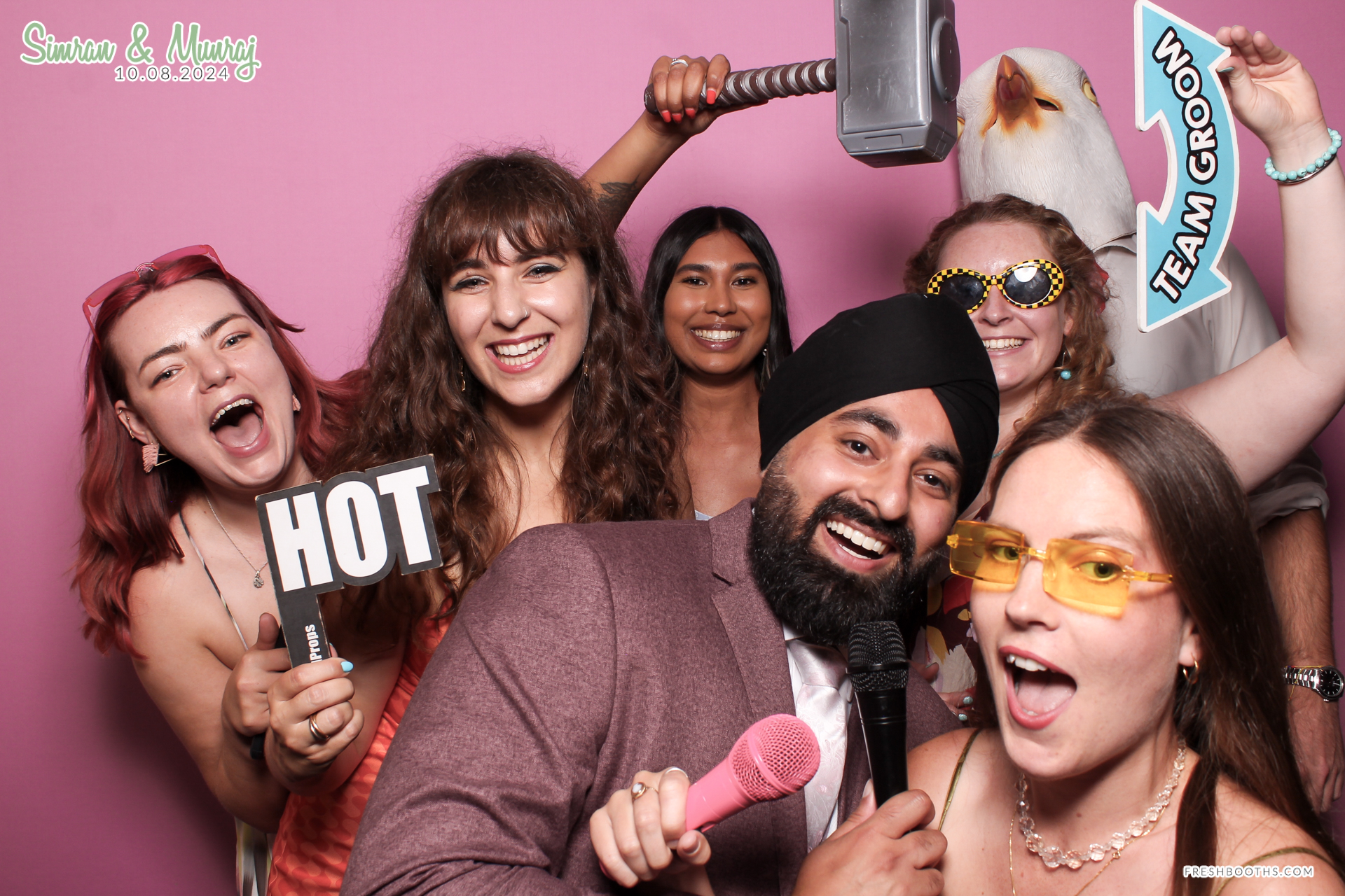 Simran and Munraj x Classic Open Booth | View more photos from the event at gallery.freshbooths.com/u/FreshBooths/Simran-and-Munraj-x-Classic-Open-Booth