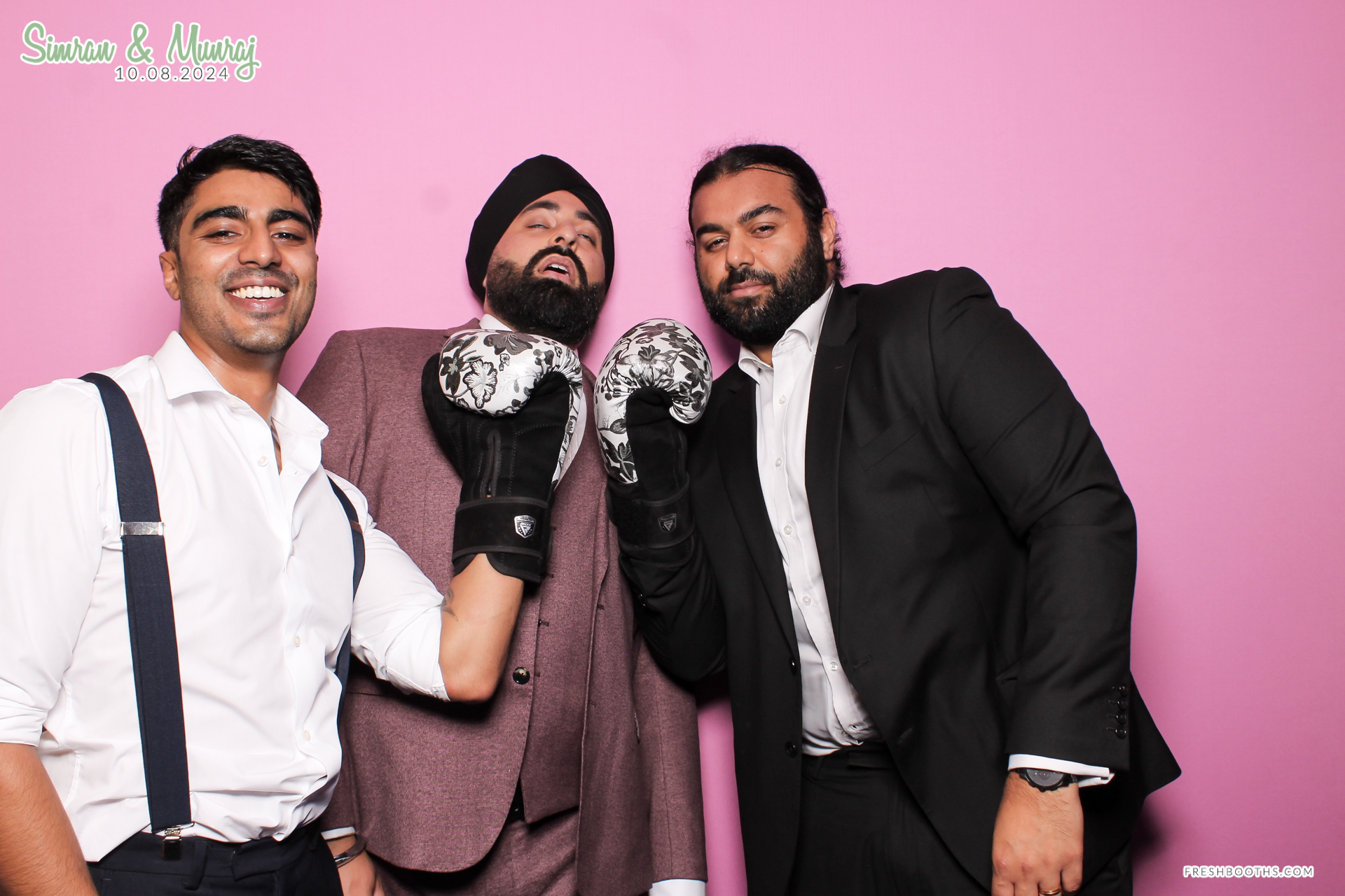 Simran and Munraj x Classic Open Booth | View more photos from the event at gallery.freshbooths.com/u/FreshBooths/Simran-and-Munraj-x-Classic-Open-Booth