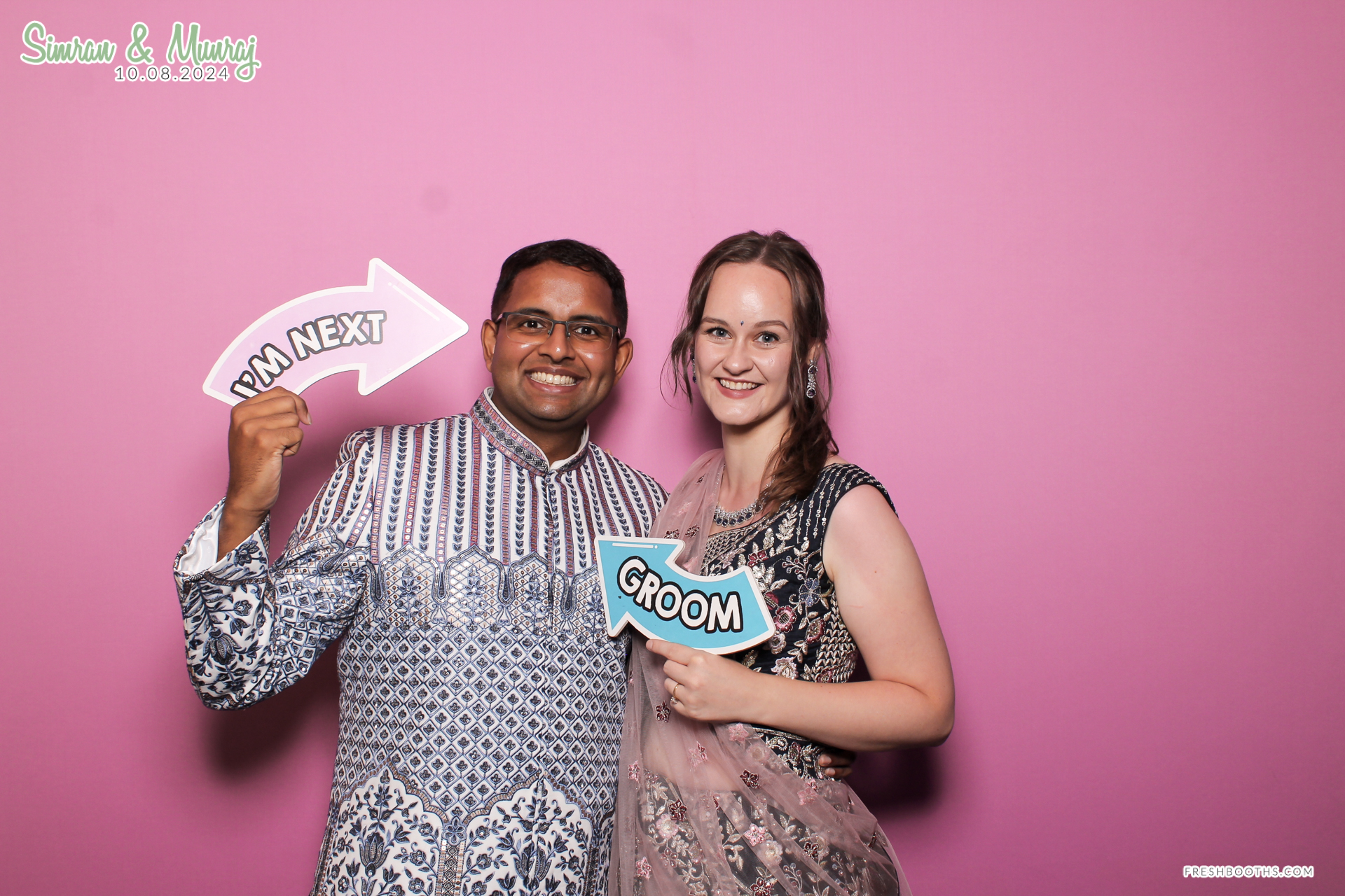 Simran and Munraj x Classic Open Booth | View more photos from the event at gallery.freshbooths.com/u/FreshBooths/Simran-and-Munraj-x-Classic-Open-Booth