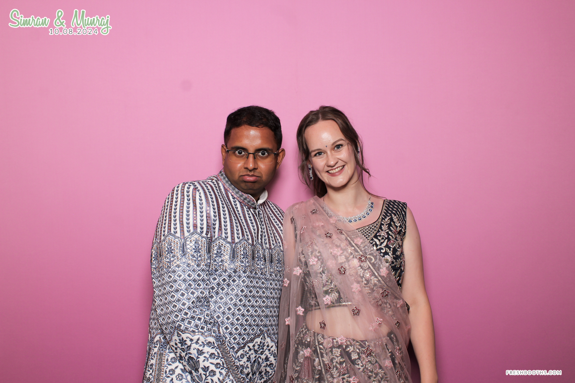 Simran and Munraj x Classic Open Booth | View more photos from the event at gallery.freshbooths.com/u/FreshBooths/Simran-and-Munraj-x-Classic-Open-Booth