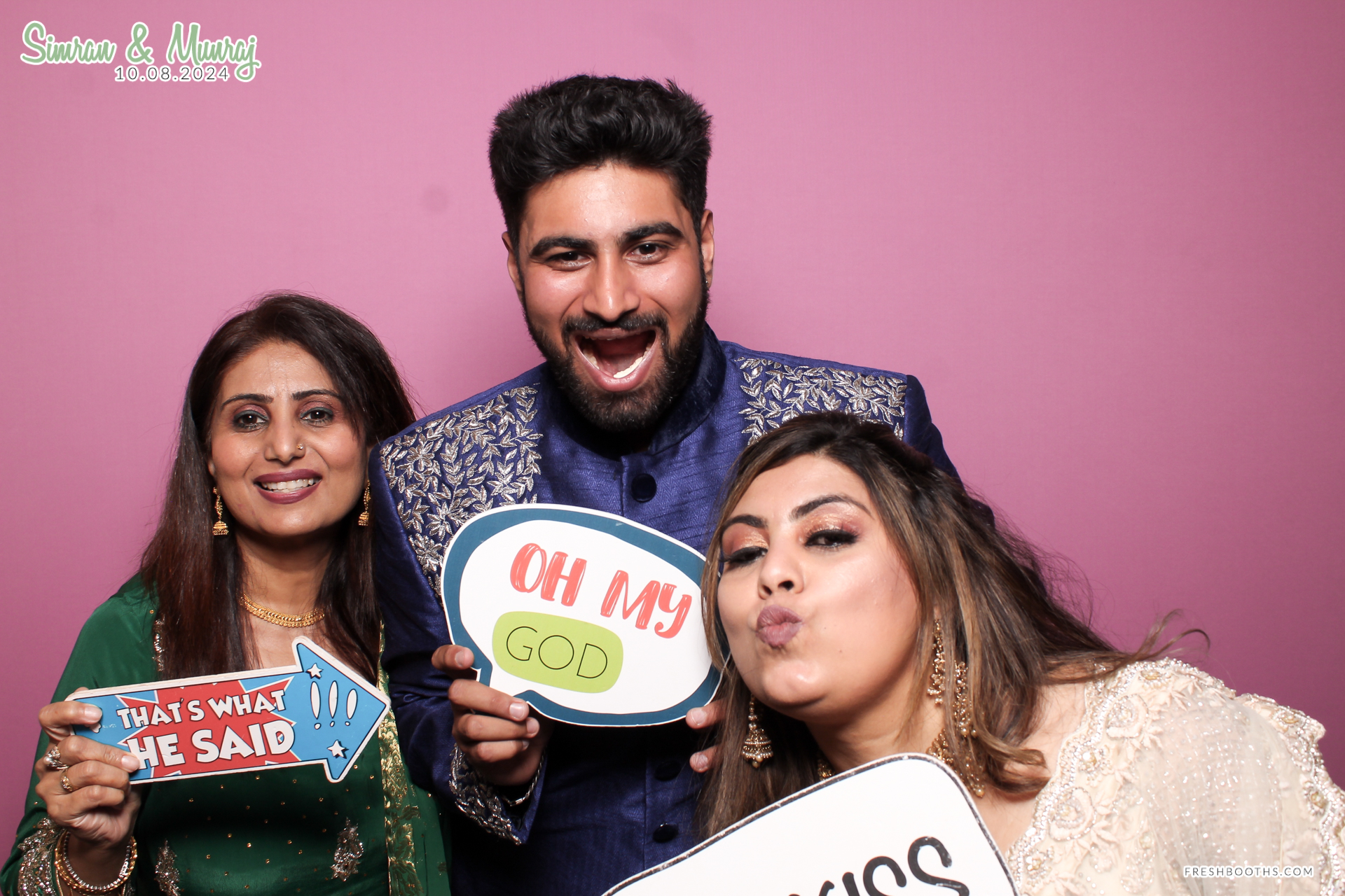 Simran and Munraj x Classic Open Booth | View more photos from the event at gallery.freshbooths.com/u/FreshBooths/Simran-and-Munraj-x-Classic-Open-Booth