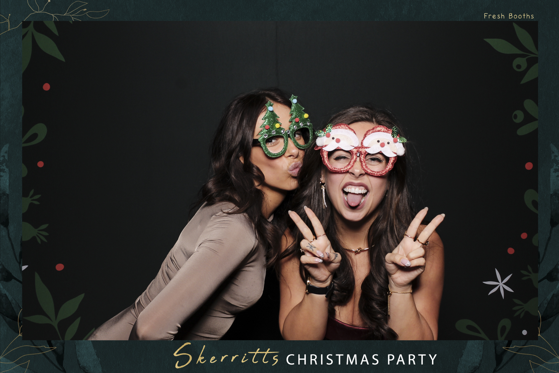 Skerritts Christmas Party 2024 | View more photos from the event at gallery.freshbooths.com/u/FreshBooths/Skerritts-Christmas-Party-2024