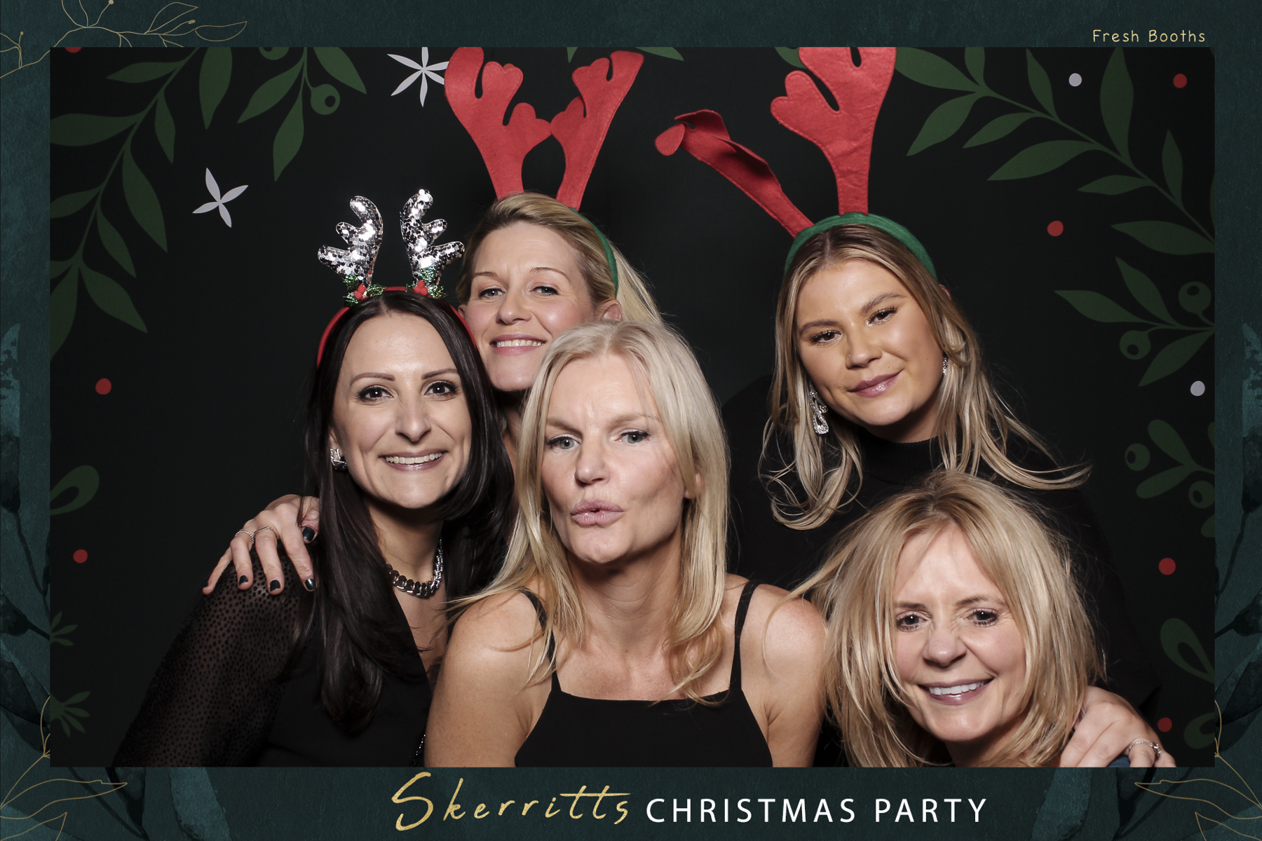 Skerritts Christmas Party 2024 | View more photos from the event at gallery.freshbooths.com/u/FreshBooths/Skerritts-Christmas-Party-2024
