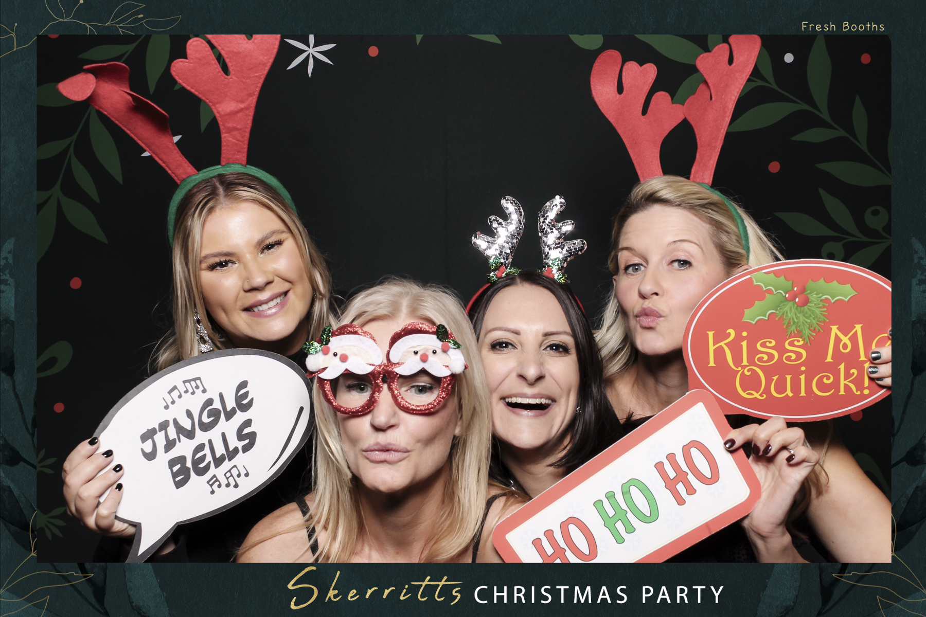 Skerritts Christmas Party 2024 | View more photos from the event at gallery.freshbooths.com/u/FreshBooths/Skerritts-Christmas-Party-2024