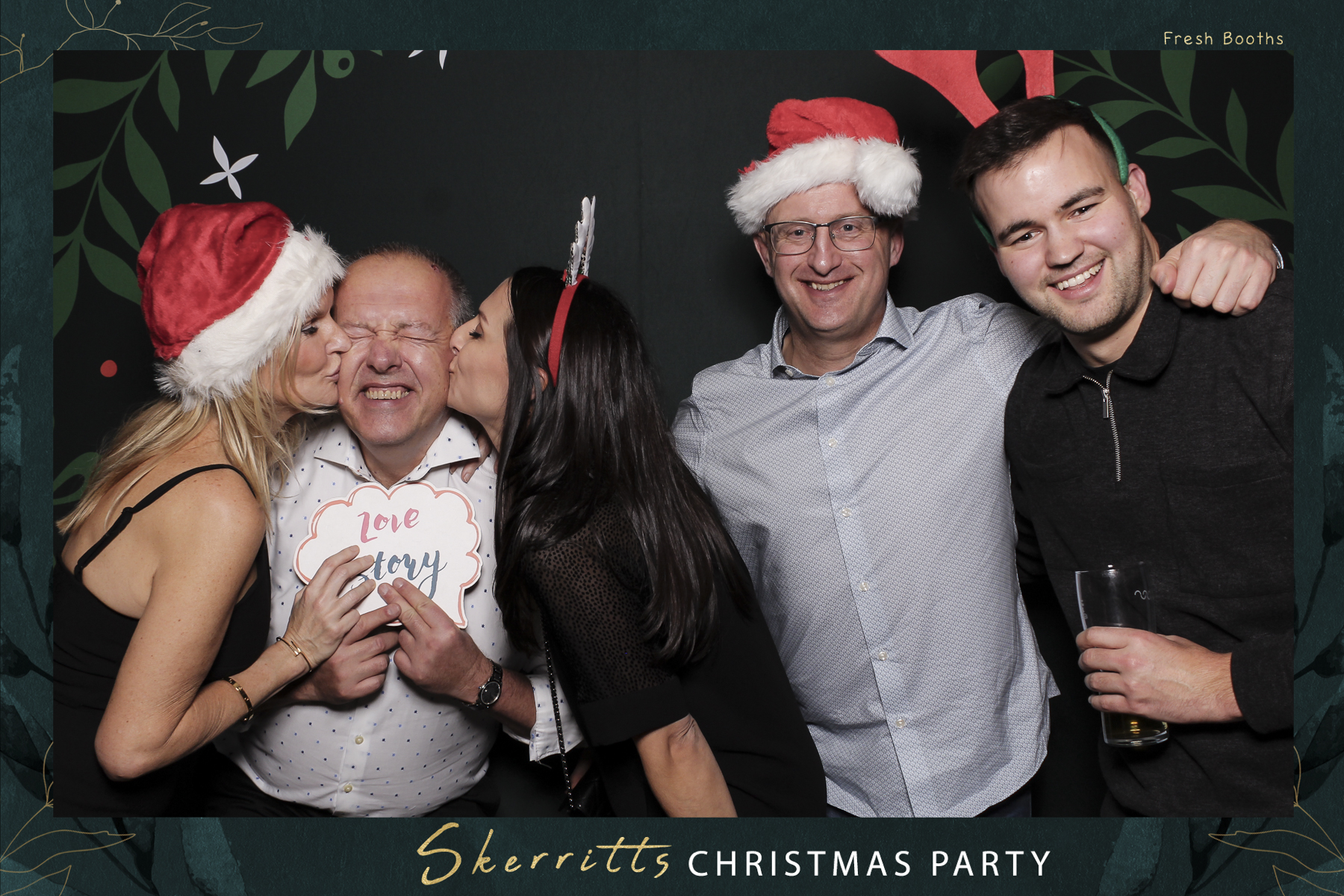 Skerritts Christmas Party 2024 | View more photos from the event at gallery.freshbooths.com/u/FreshBooths/Skerritts-Christmas-Party-2024