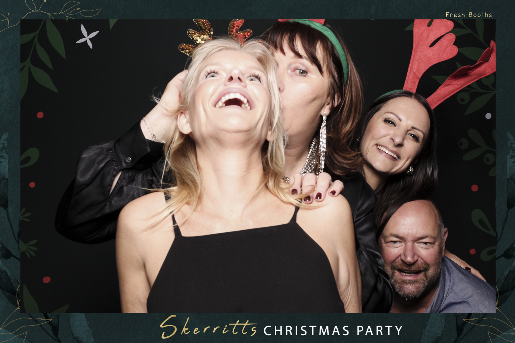 Skerritts Christmas Party 2024 | View more photos from the event at gallery.freshbooths.com/u/FreshBooths/Skerritts-Christmas-Party-2024
