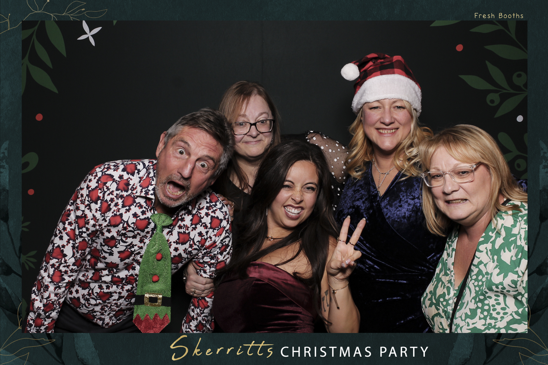 Skerritts Christmas Party 2024 | View more photos from the event at gallery.freshbooths.com/u/FreshBooths/Skerritts-Christmas-Party-2024