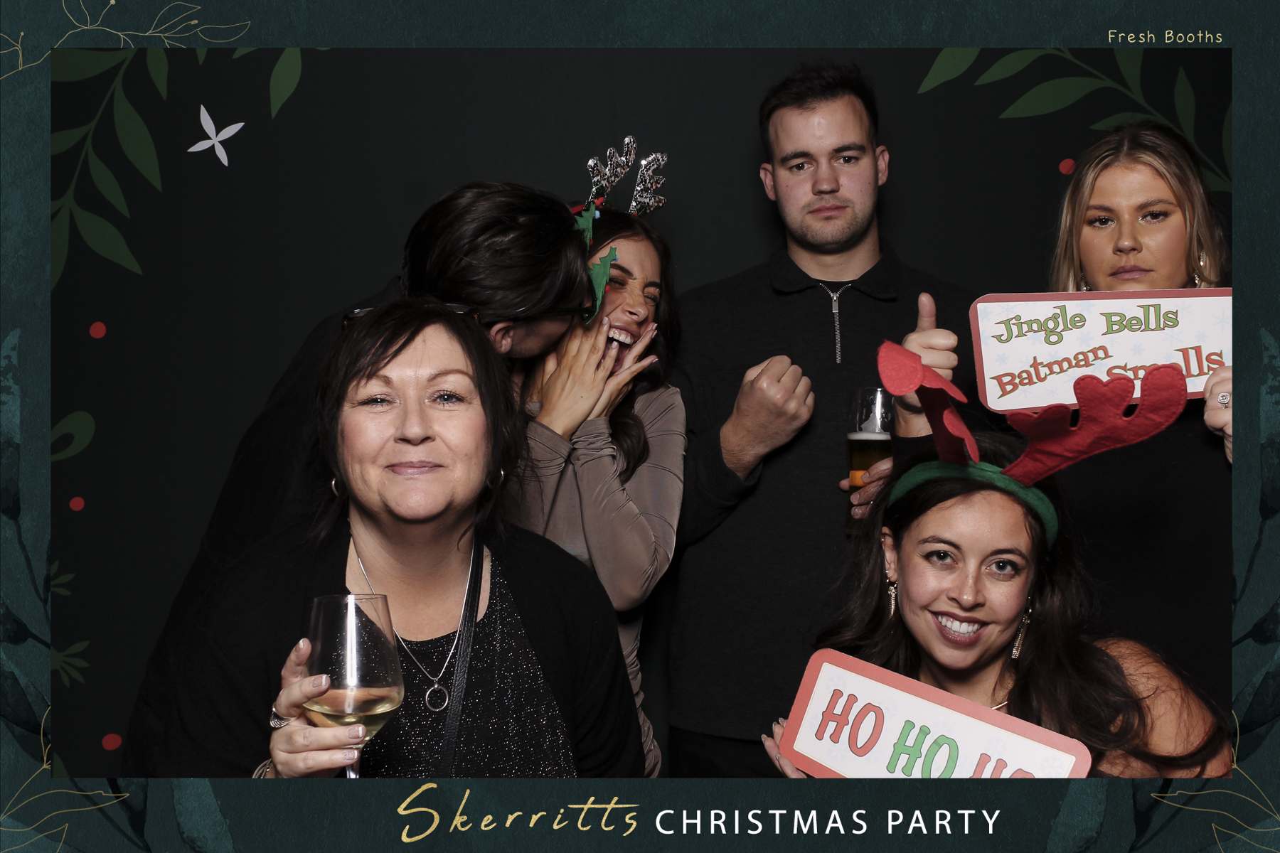 Skerritts Christmas Party 2024 | View more photos from the event at gallery.freshbooths.com/u/FreshBooths/Skerritts-Christmas-Party-2024