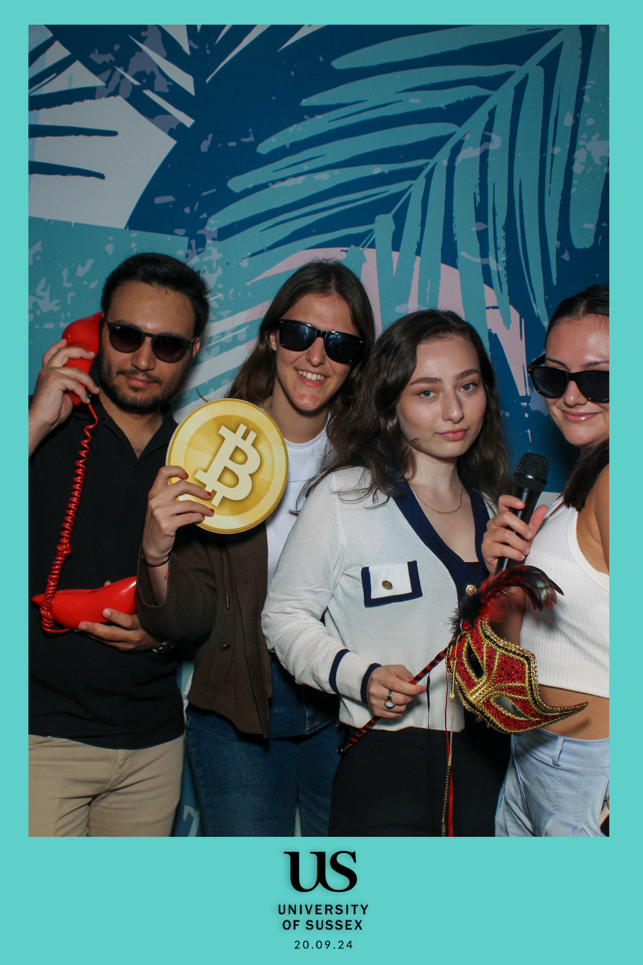 University of Sussex Welcome Event 2024 | View more photos from the event at gallery.freshbooths.com/u/FreshBooths/University-of-Sussex-Welcome-Event-2024