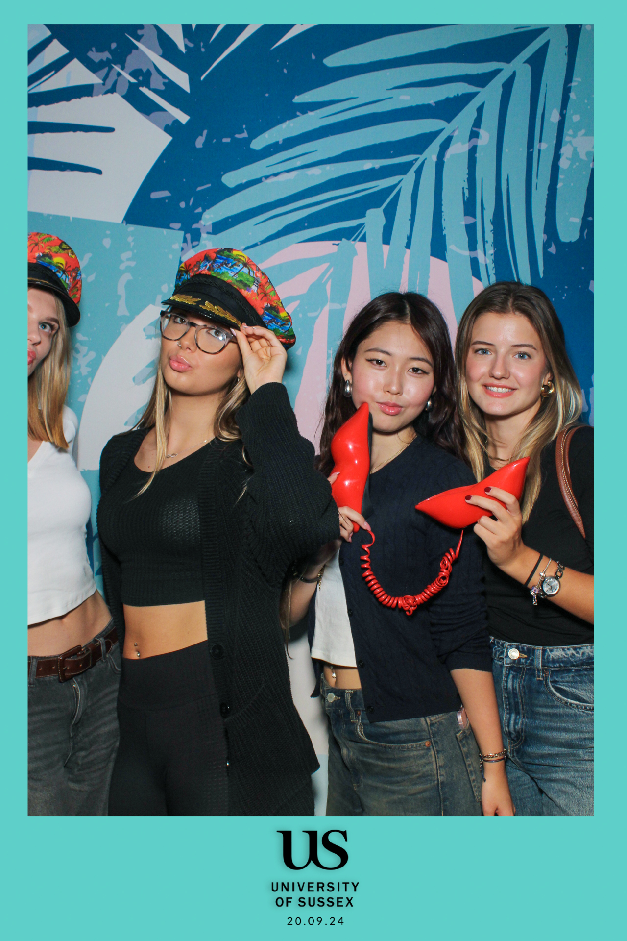 University of Sussex Welcome Event 2024 | View more photos from the event at gallery.freshbooths.com/u/FreshBooths/University-of-Sussex-Welcome-Event-2024