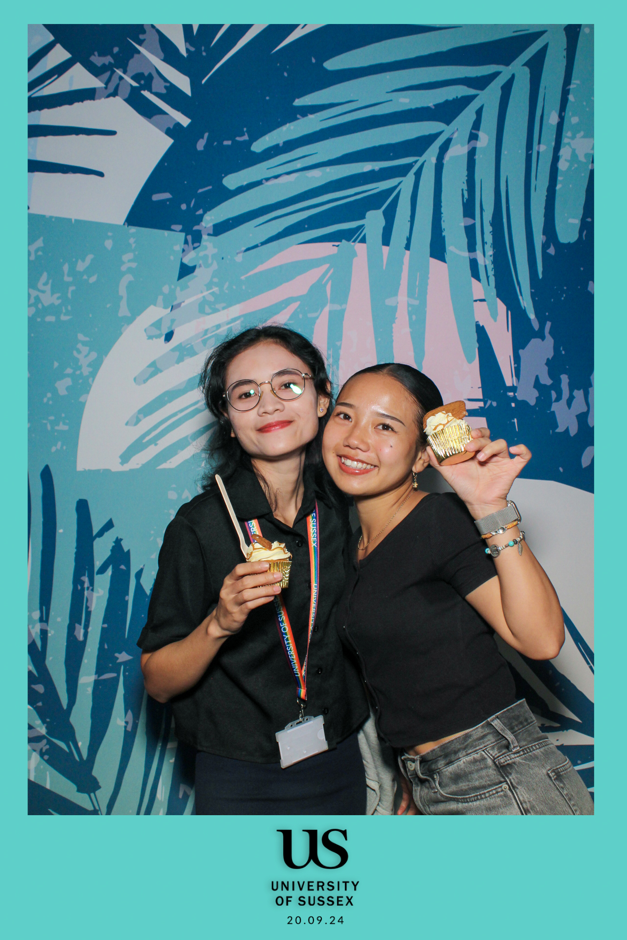 University of Sussex Welcome Event 2024 | View more photos from the event at gallery.freshbooths.com/u/FreshBooths/University-of-Sussex-Welcome-Event-2024