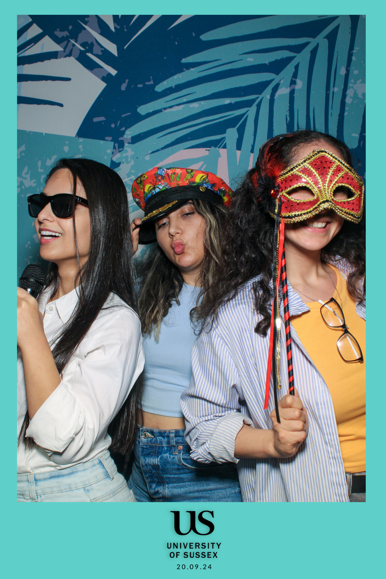 University of Sussex Welcome Event 2024 | View more photos from the event at gallery.freshbooths.com/u/FreshBooths/University-of-Sussex-Welcome-Event-2024
