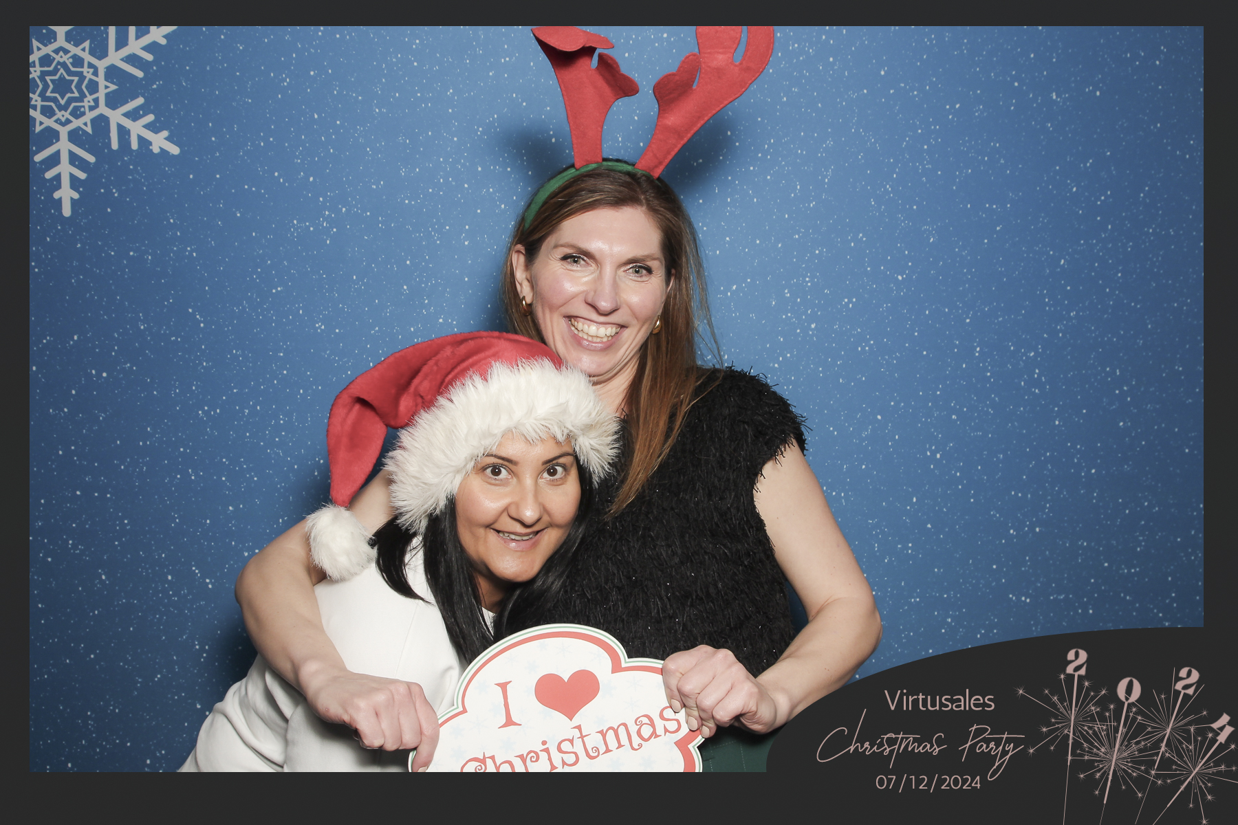 Virtusales Xmas Party 2024 | View more photos from the event at gallery.freshbooths.com/u/FreshBooths/Virtusales-Xmas-Party-2024