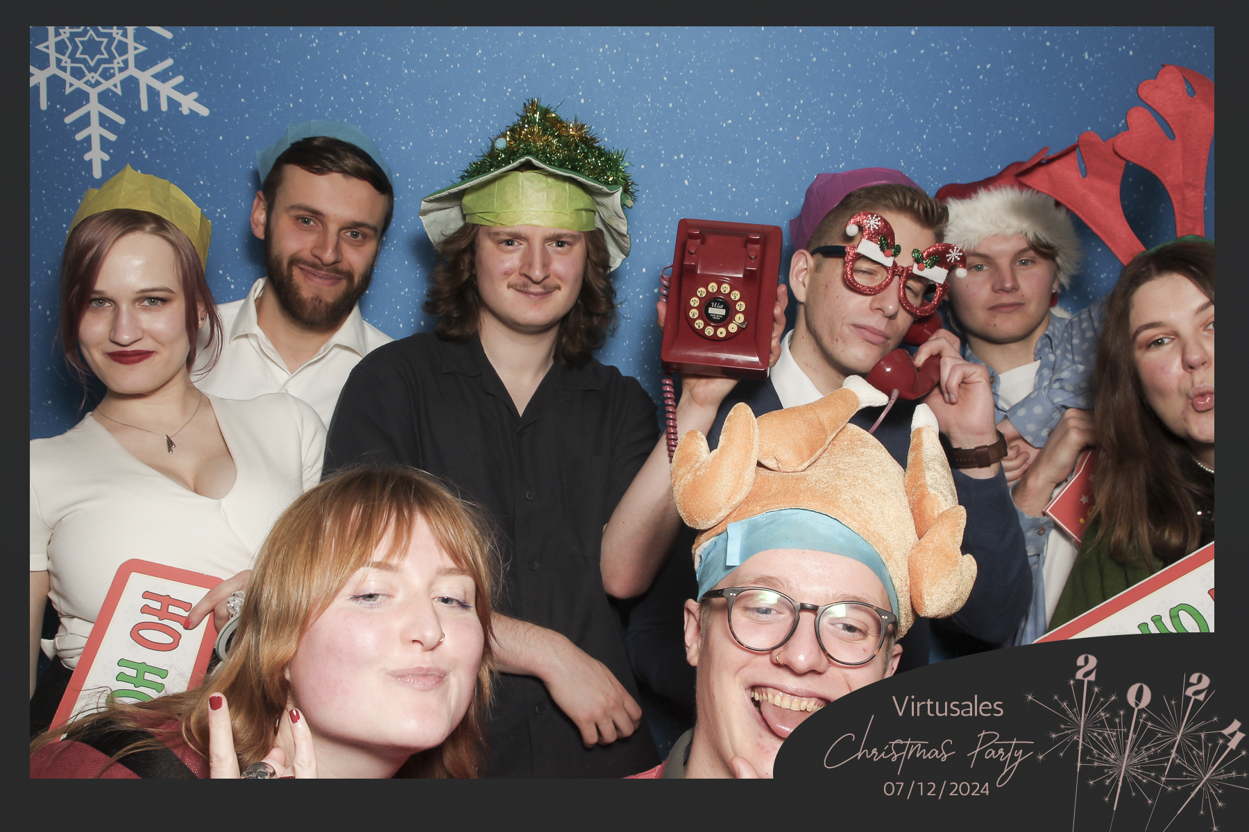 Virtusales Xmas Party 2024 | View more photos from the event at gallery.freshbooths.com/u/FreshBooths/Virtusales-Xmas-Party-2024