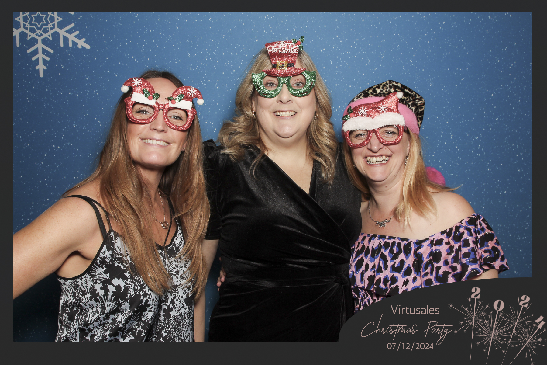 Virtusales Xmas Party 2024 | View more photos from the event at gallery.freshbooths.com/u/FreshBooths/Virtusales-Xmas-Party-2024