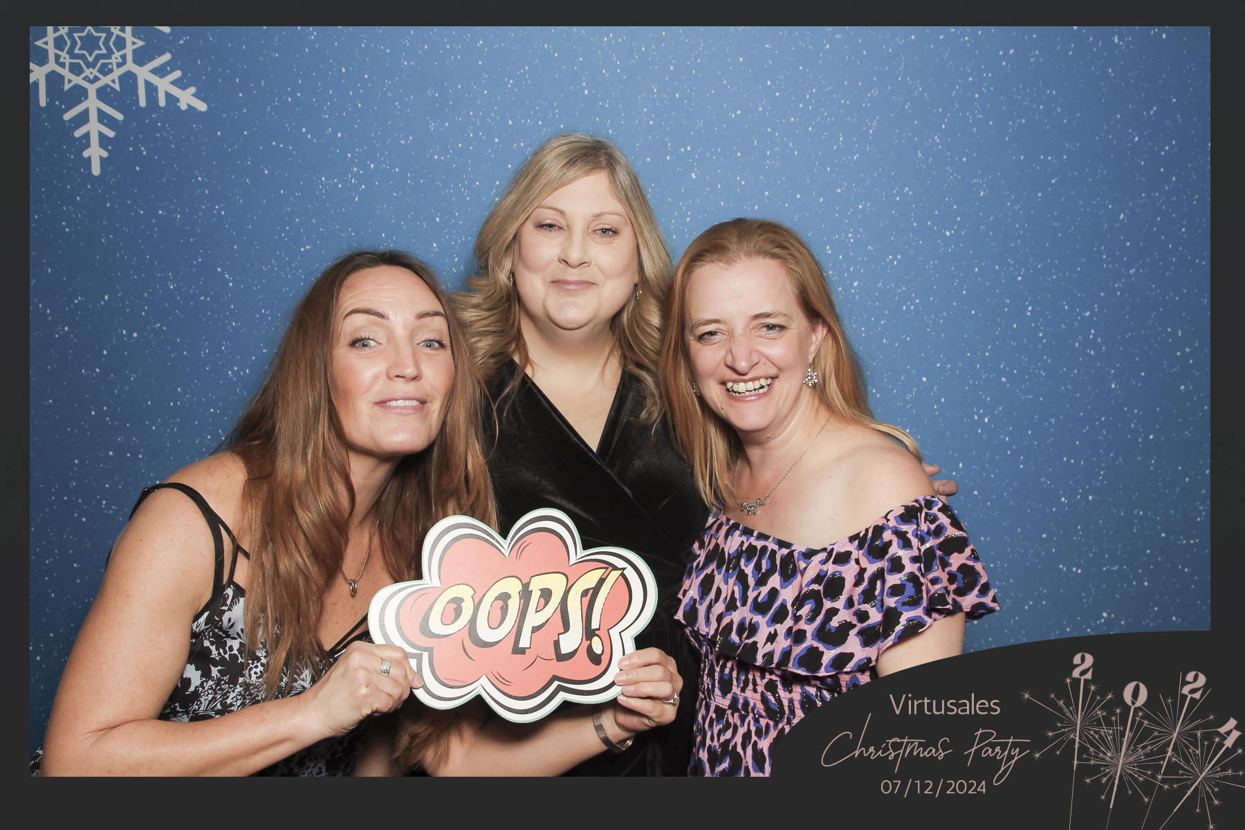 Virtusales Xmas Party 2024 | View more photos from the event at gallery.freshbooths.com/u/FreshBooths/Virtusales-Xmas-Party-2024
