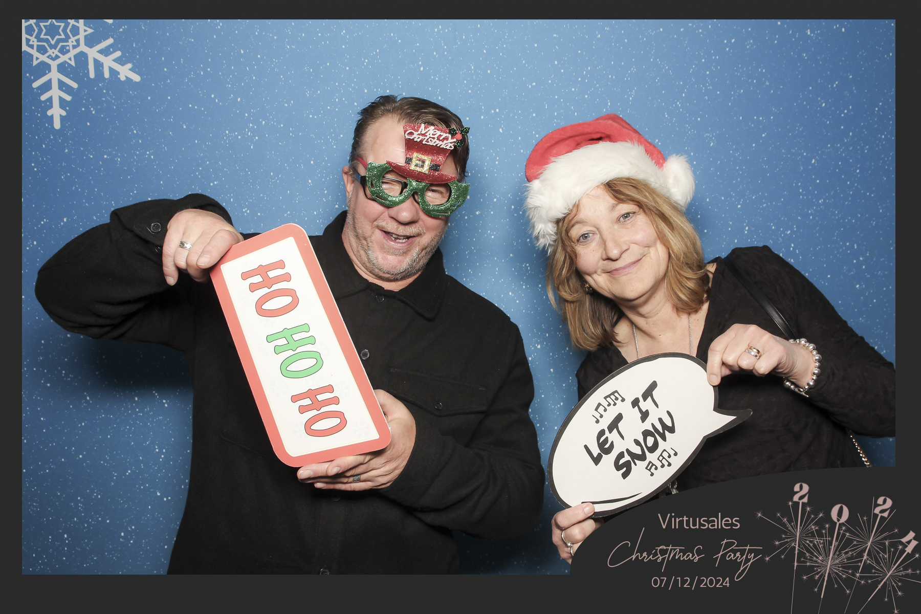 Virtusales Xmas Party 2024 | View more photos from the event at gallery.freshbooths.com/u/FreshBooths/Virtusales-Xmas-Party-2024